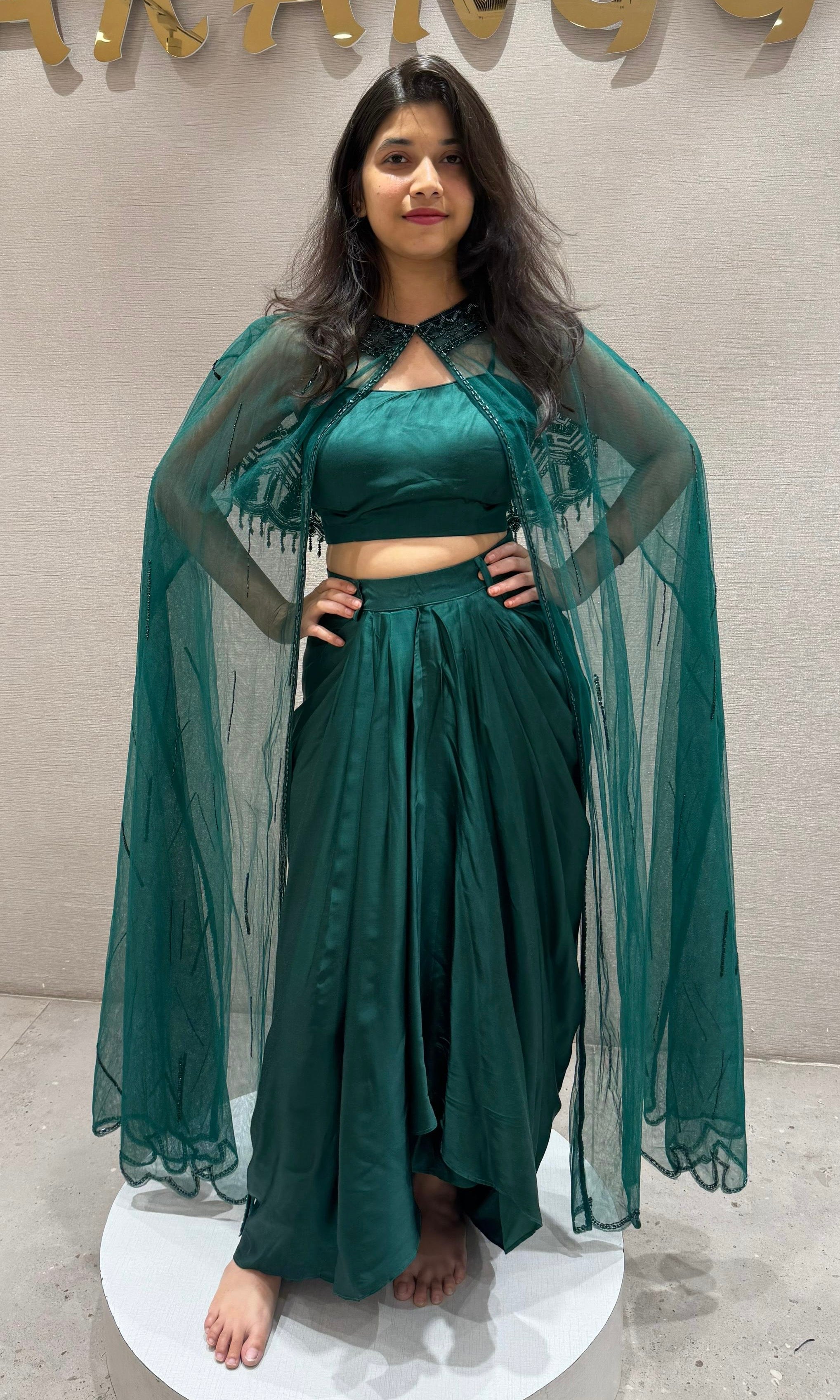 EMERELD GREEN 3 PIECE INDO WESTERN DRESS EMERELD GREEN 3 PIECE INDO WESTERN DRESS
