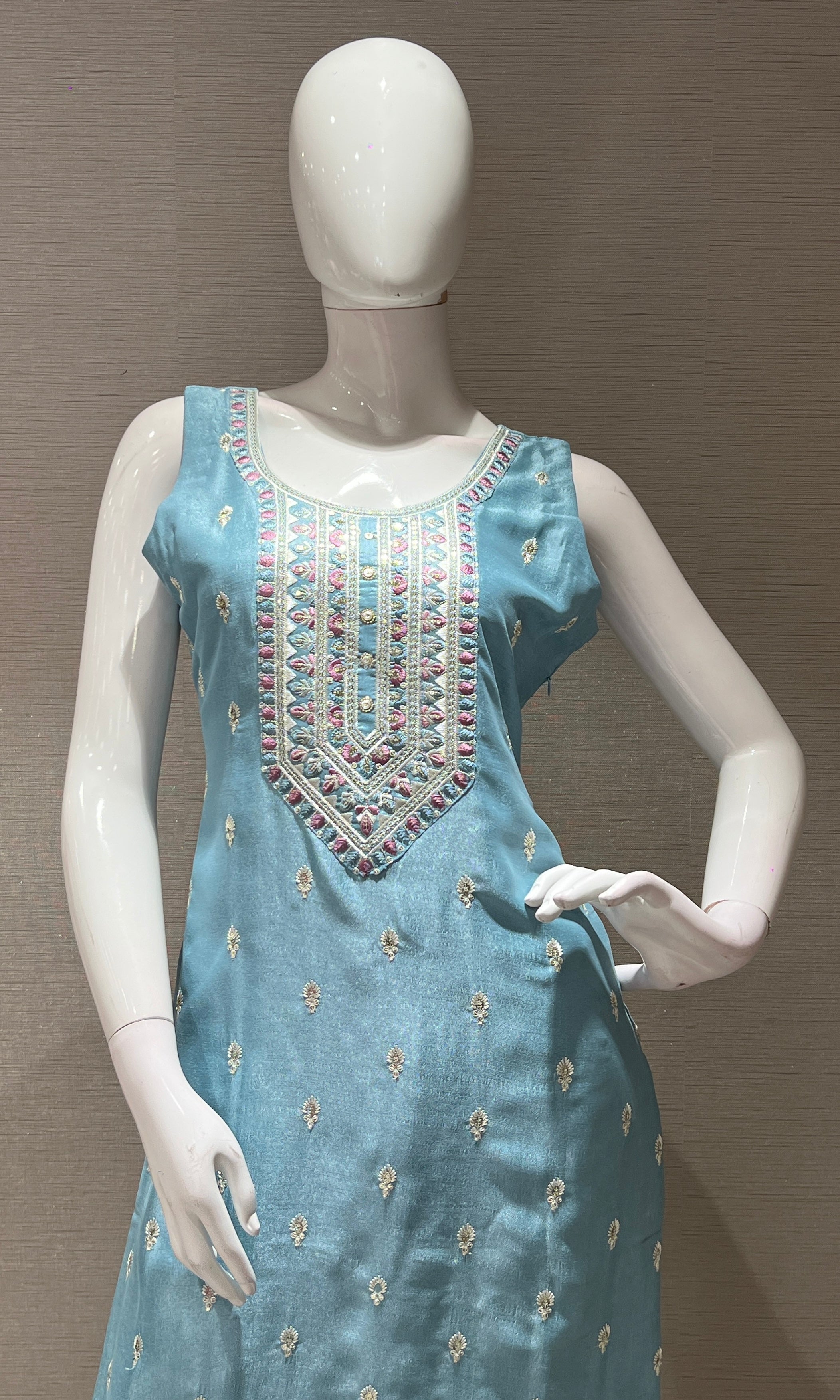 SEA blue kurta set with a pink dupatta