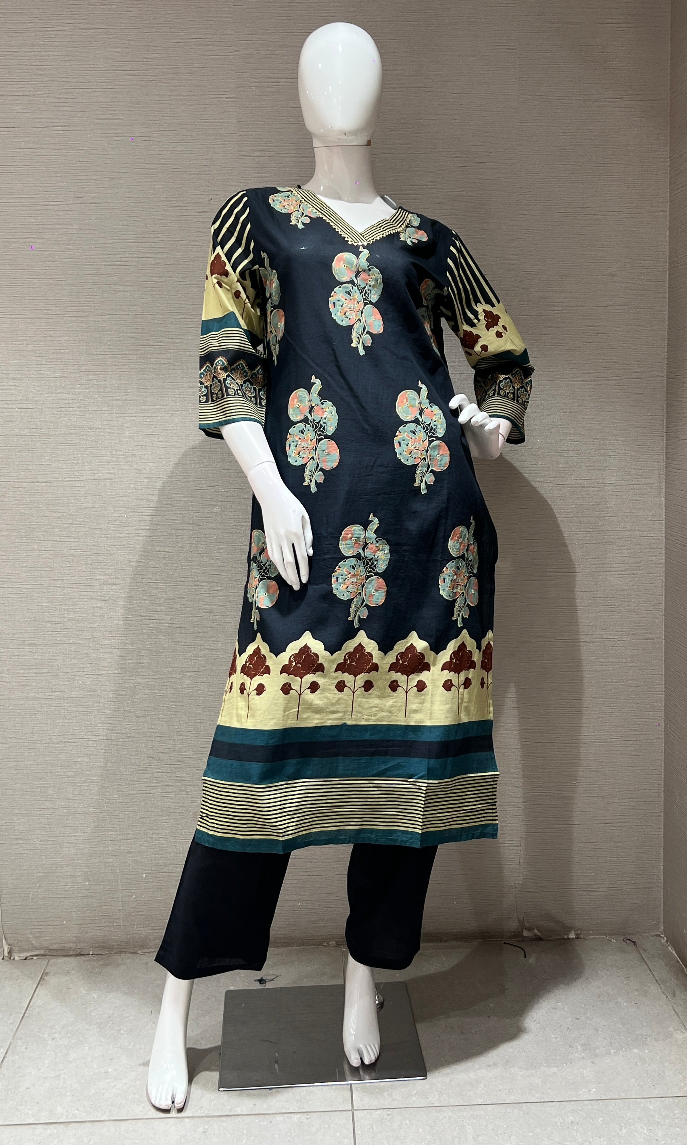 Black PRINTED kurta set