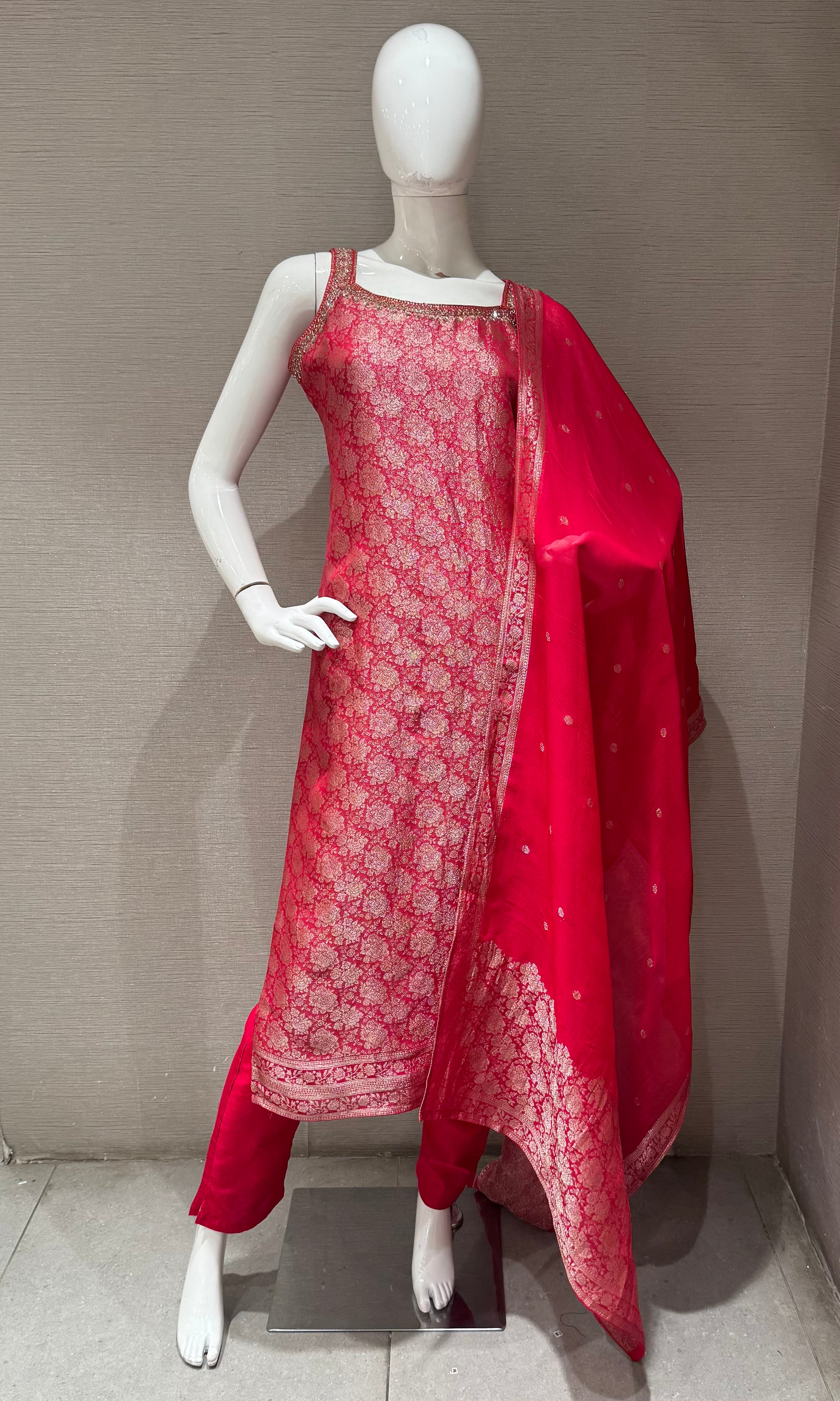 RANI BANARASI SILK KURTA SET WITH DUPATTA