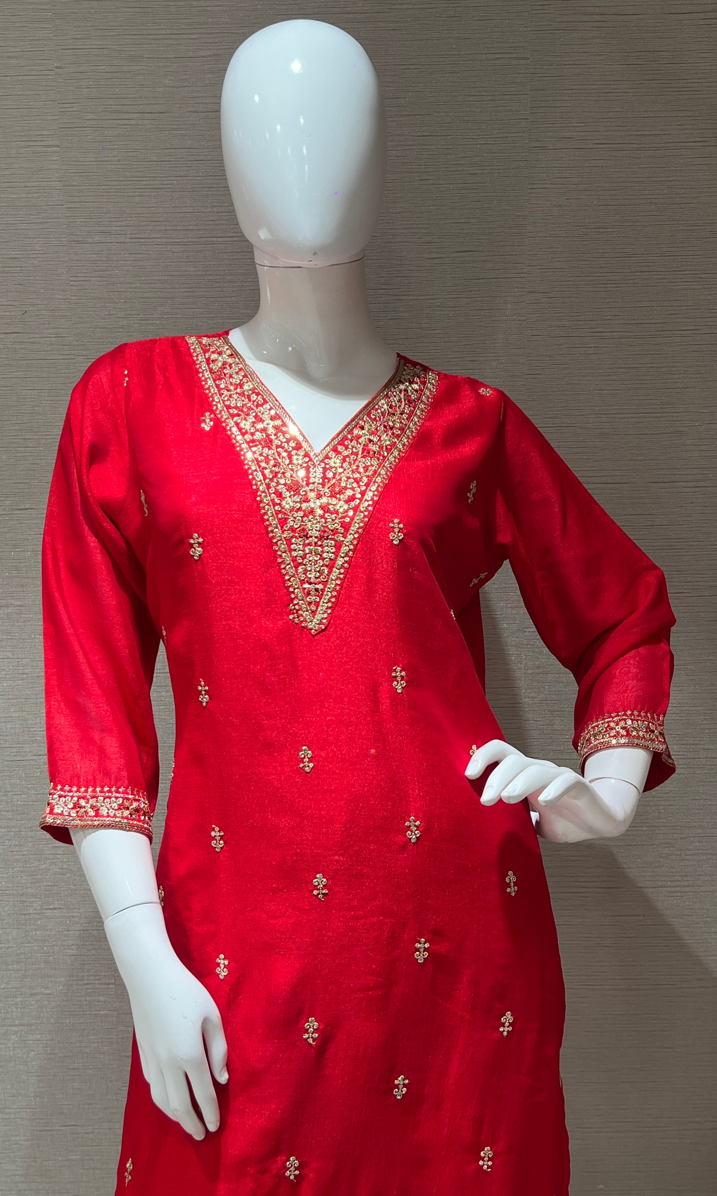 Red kurta set