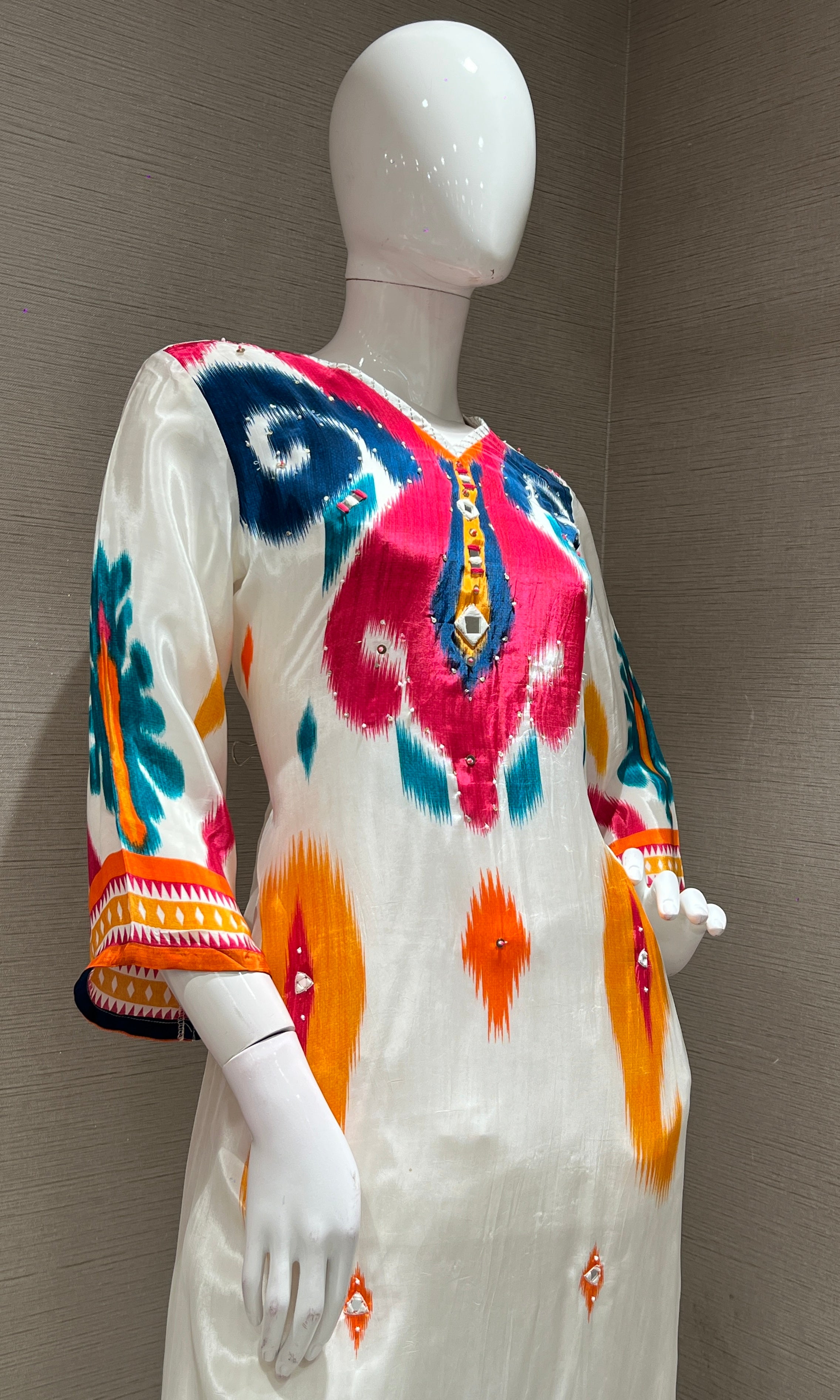 Cream multi coloured ethnic kurta set