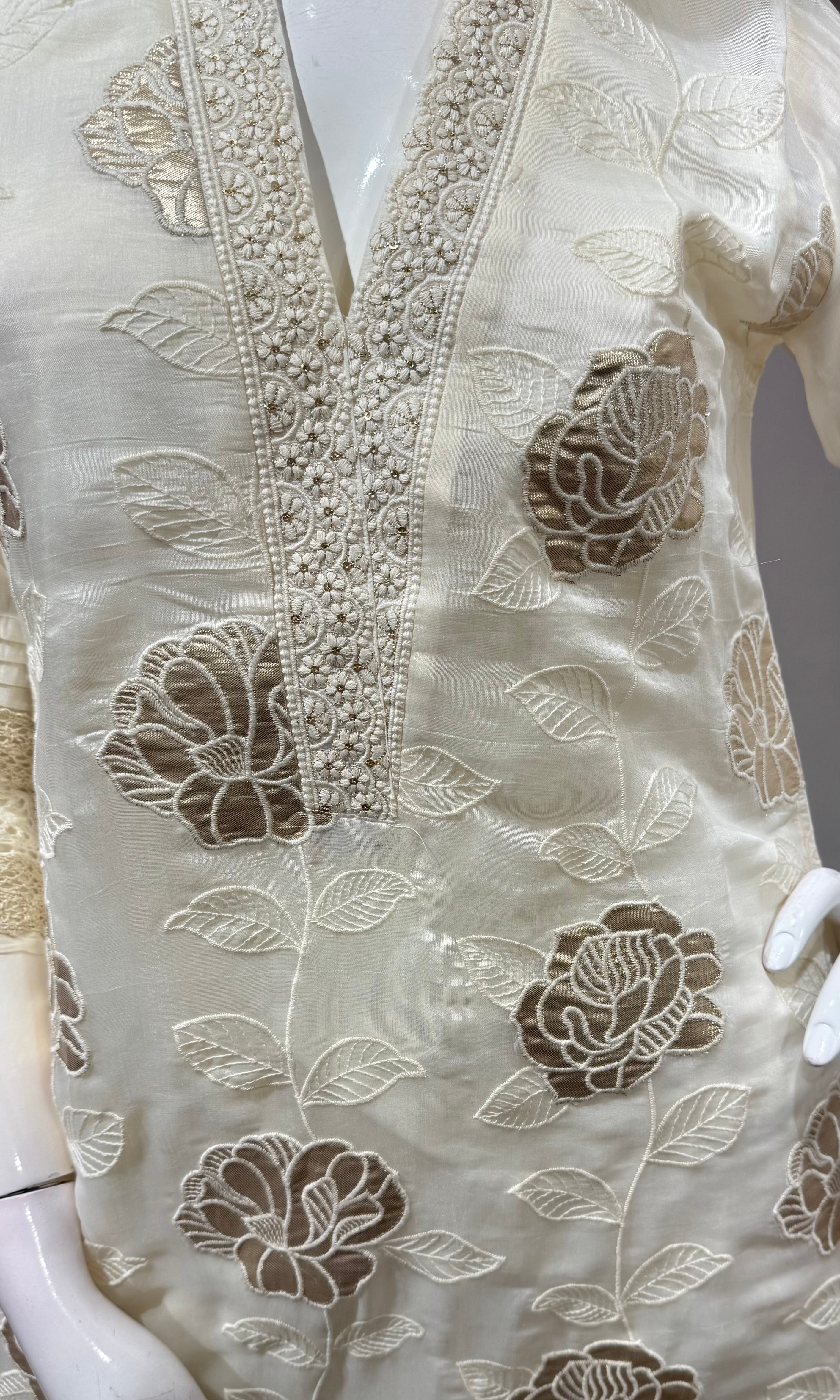 Cream gold Floral embroidered kurta set