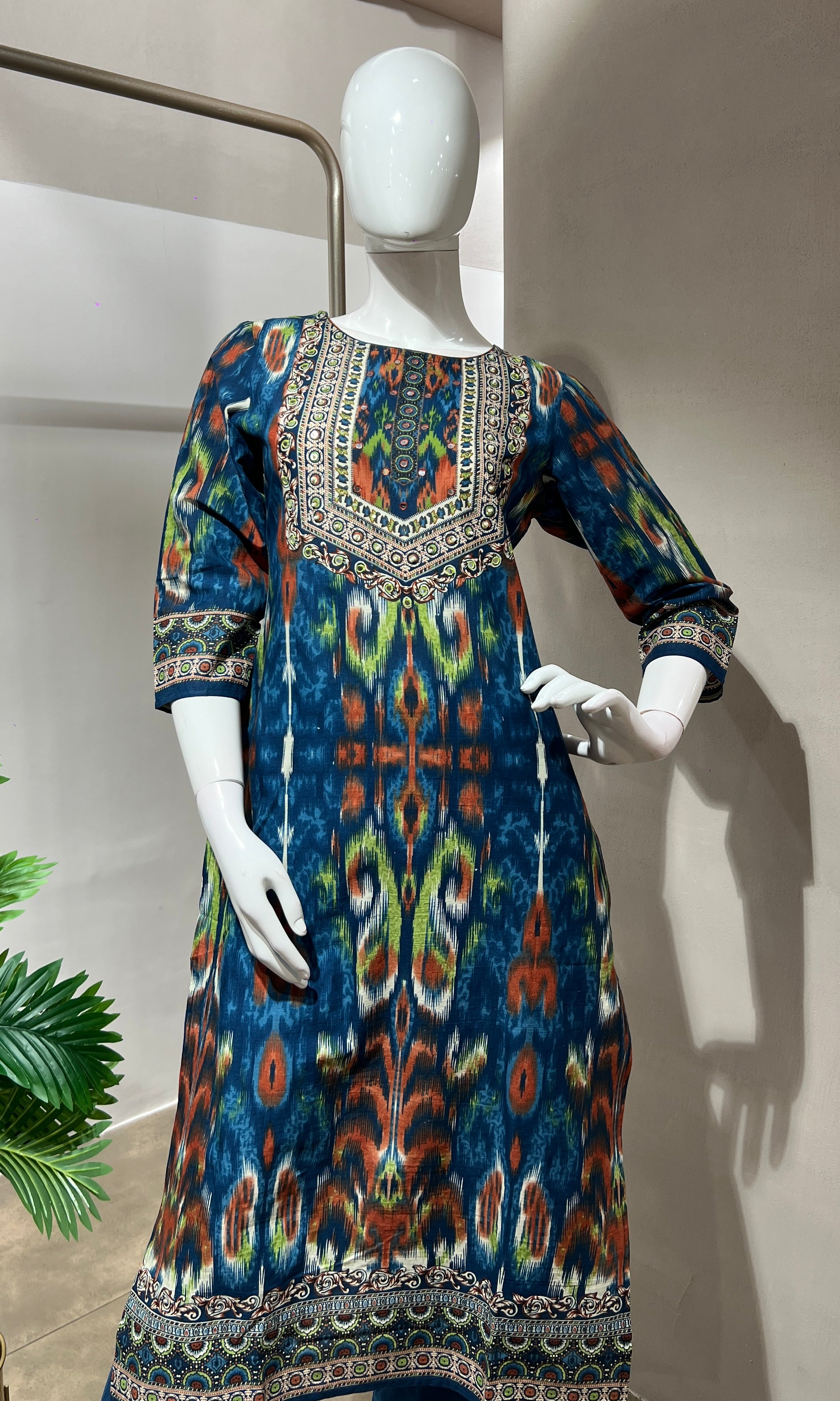 BLUE ETHNIC PRINTED KURTA SET