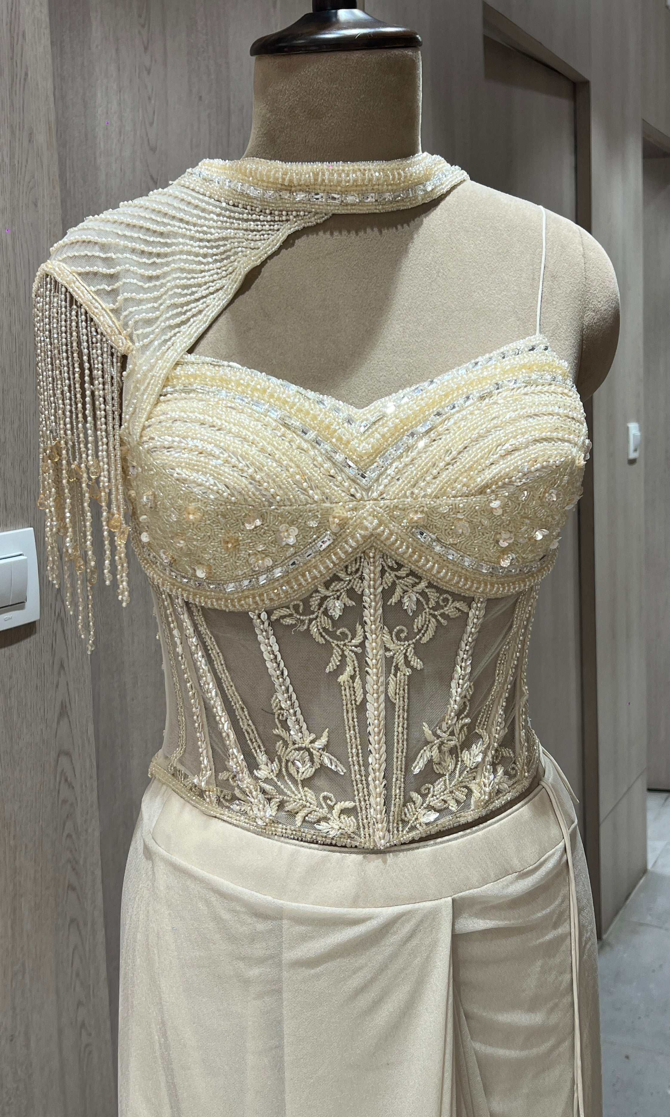 FAWN one minute saree