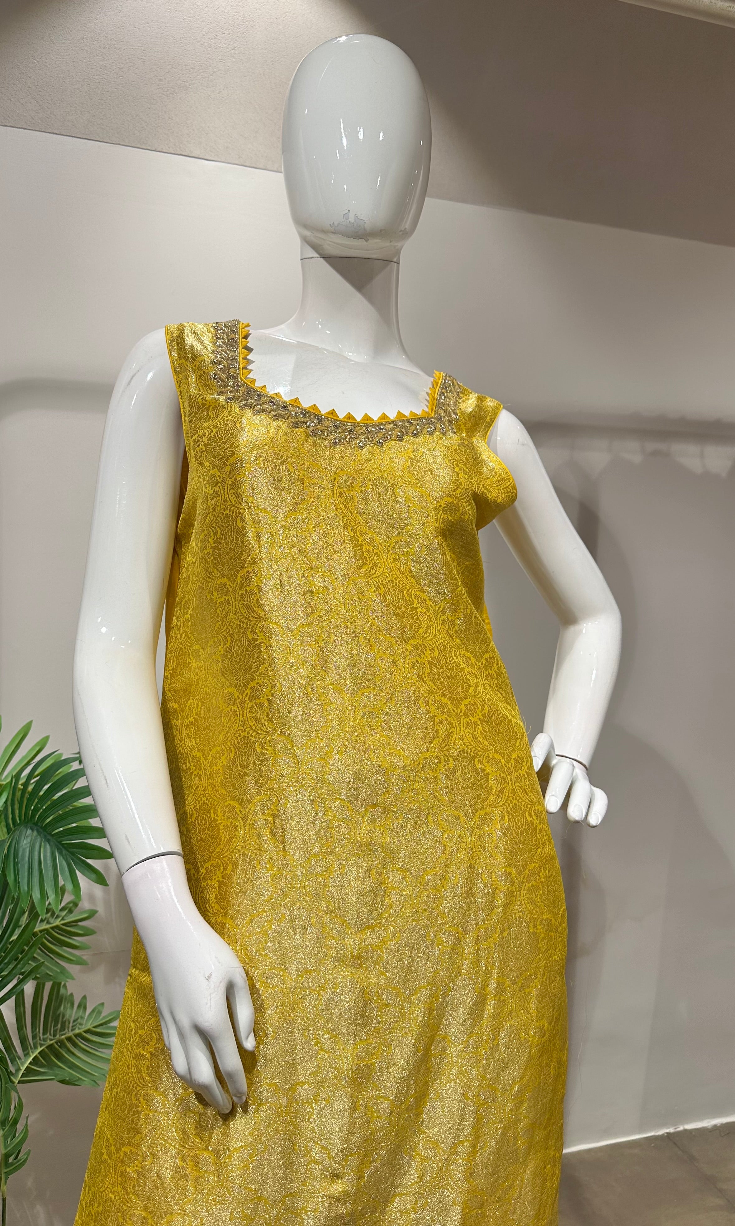 Yellow Banarasi embroidered kurta set