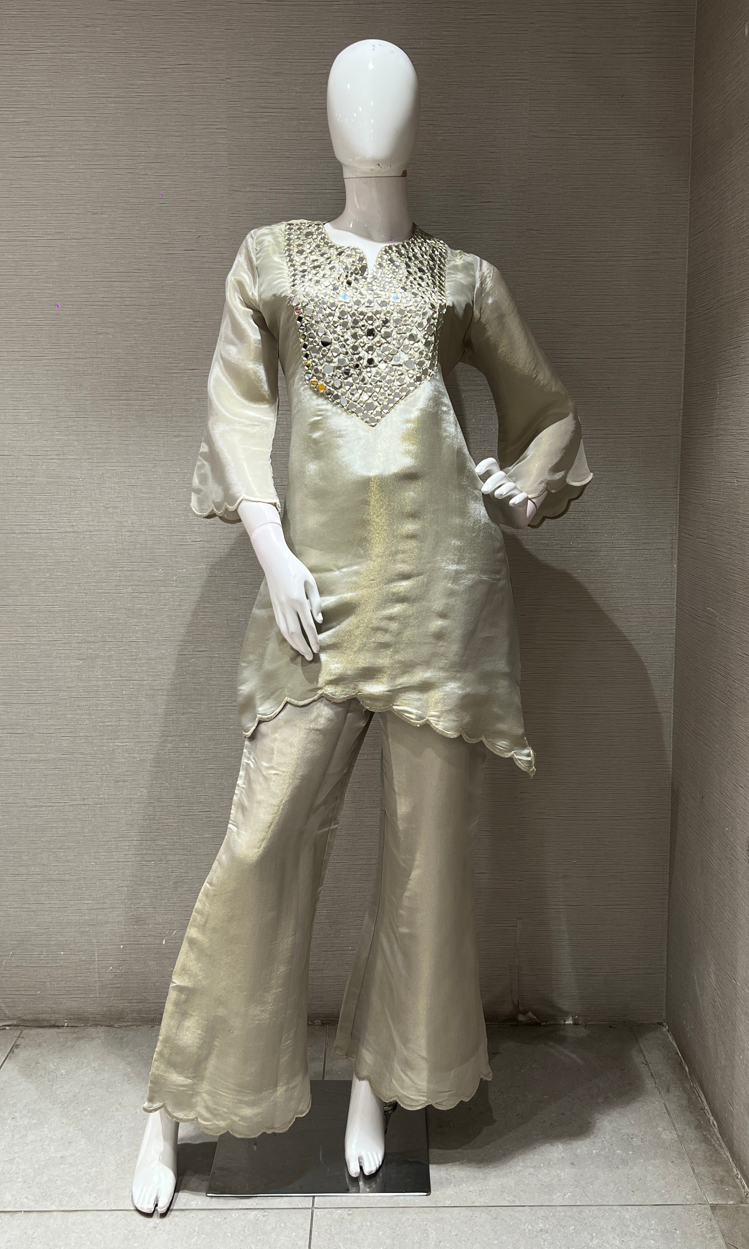 GREY MIRROR EMBELLISHED CORD SET