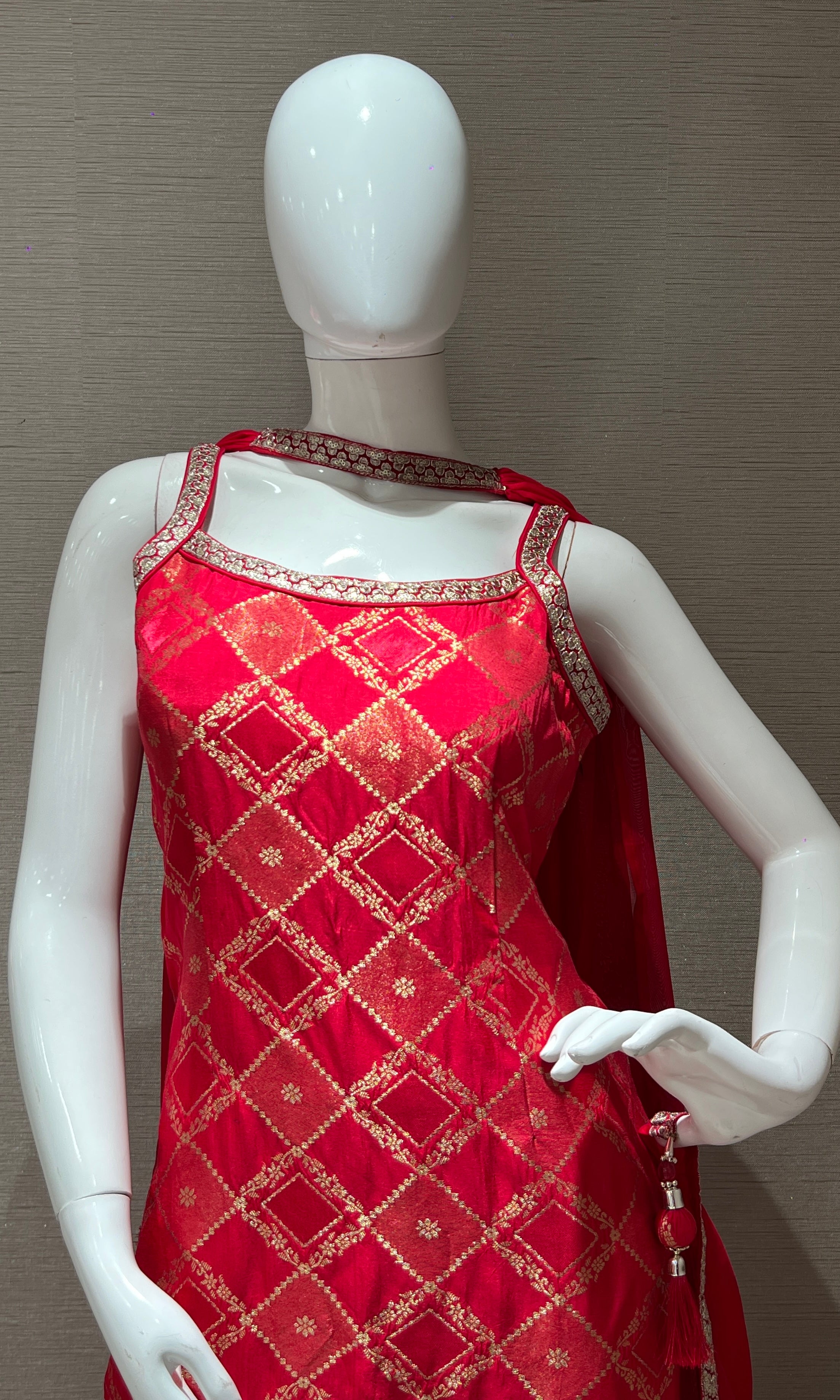 Pink palazzo