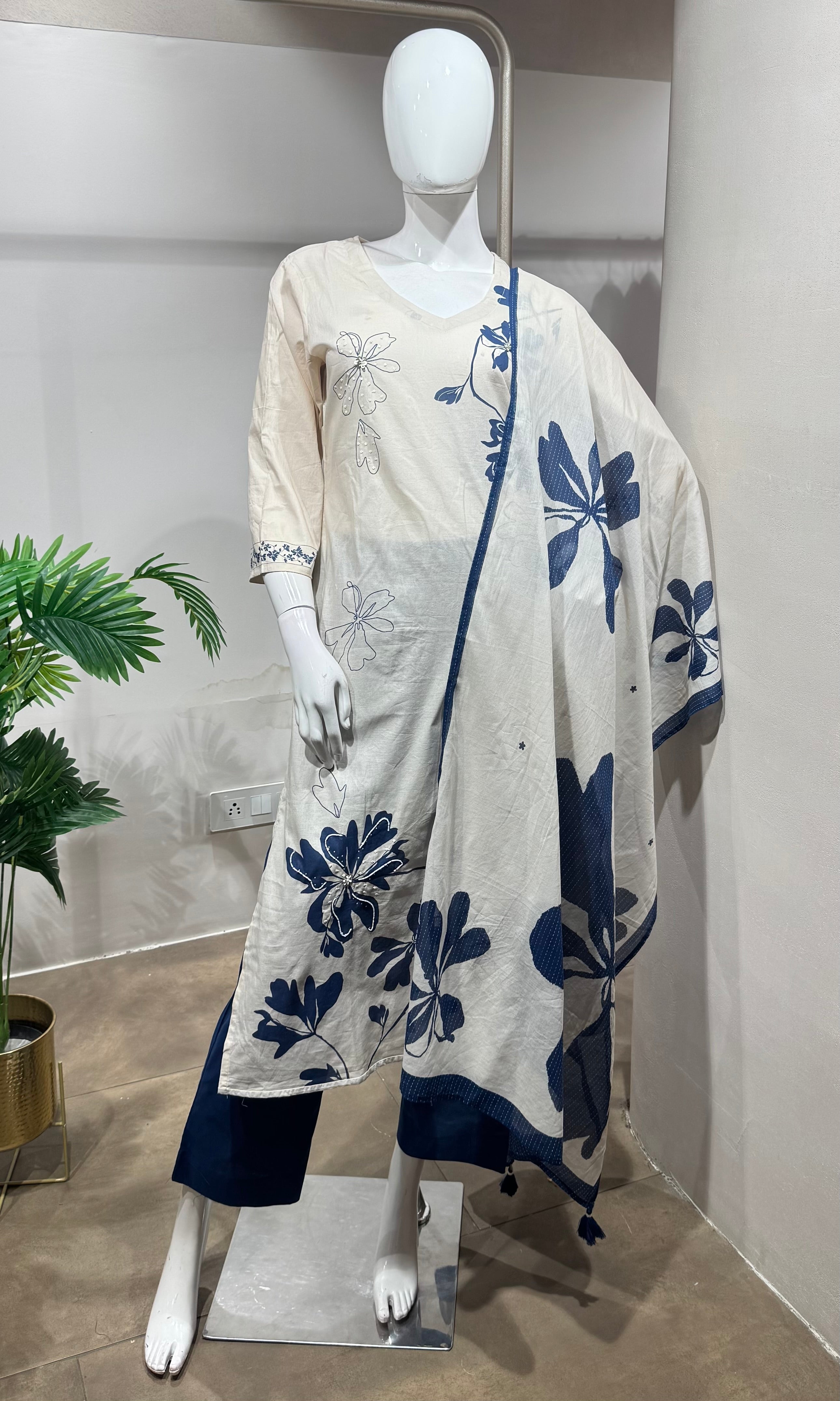 CREAM floral print straight-cut kurta set