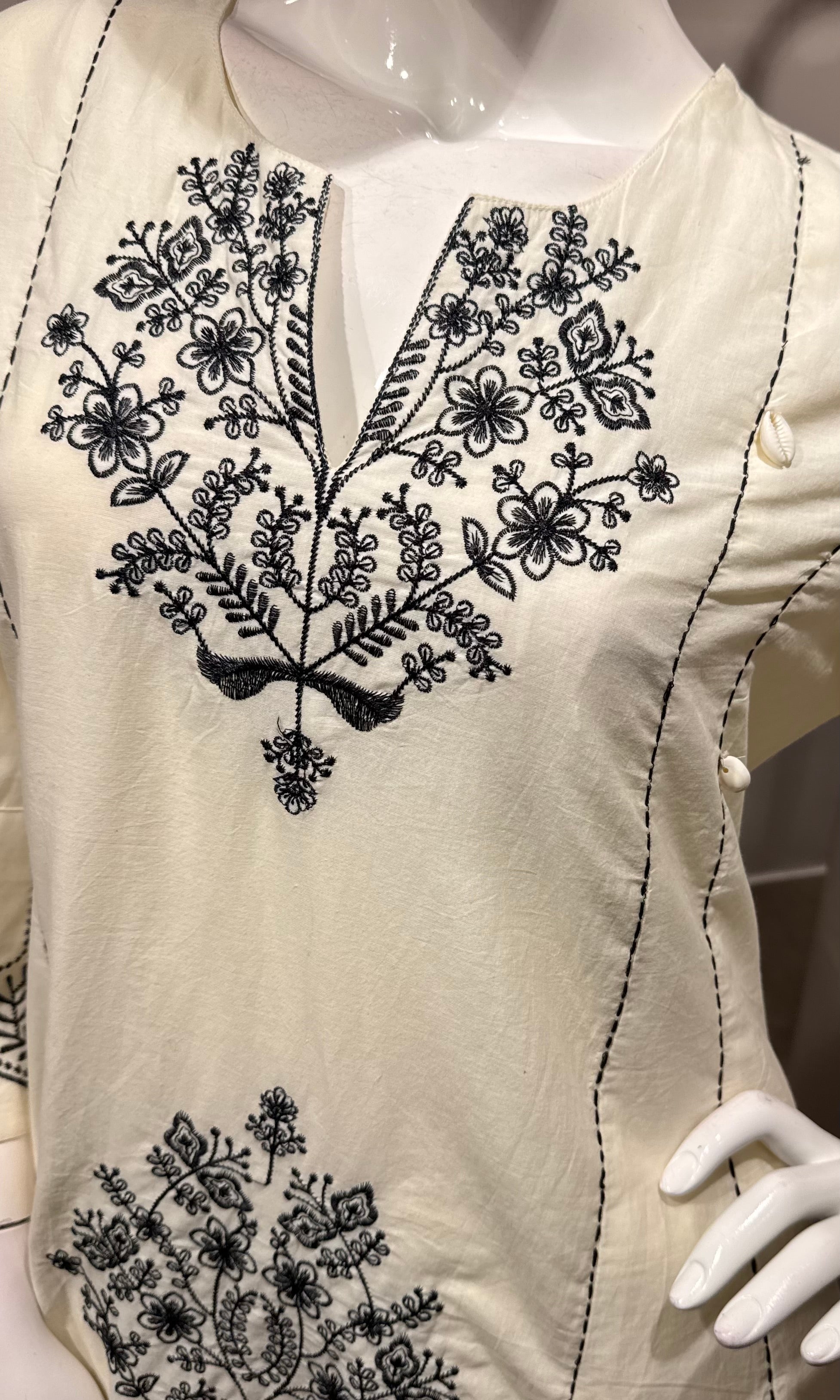 Black & White Embroidered kurta set