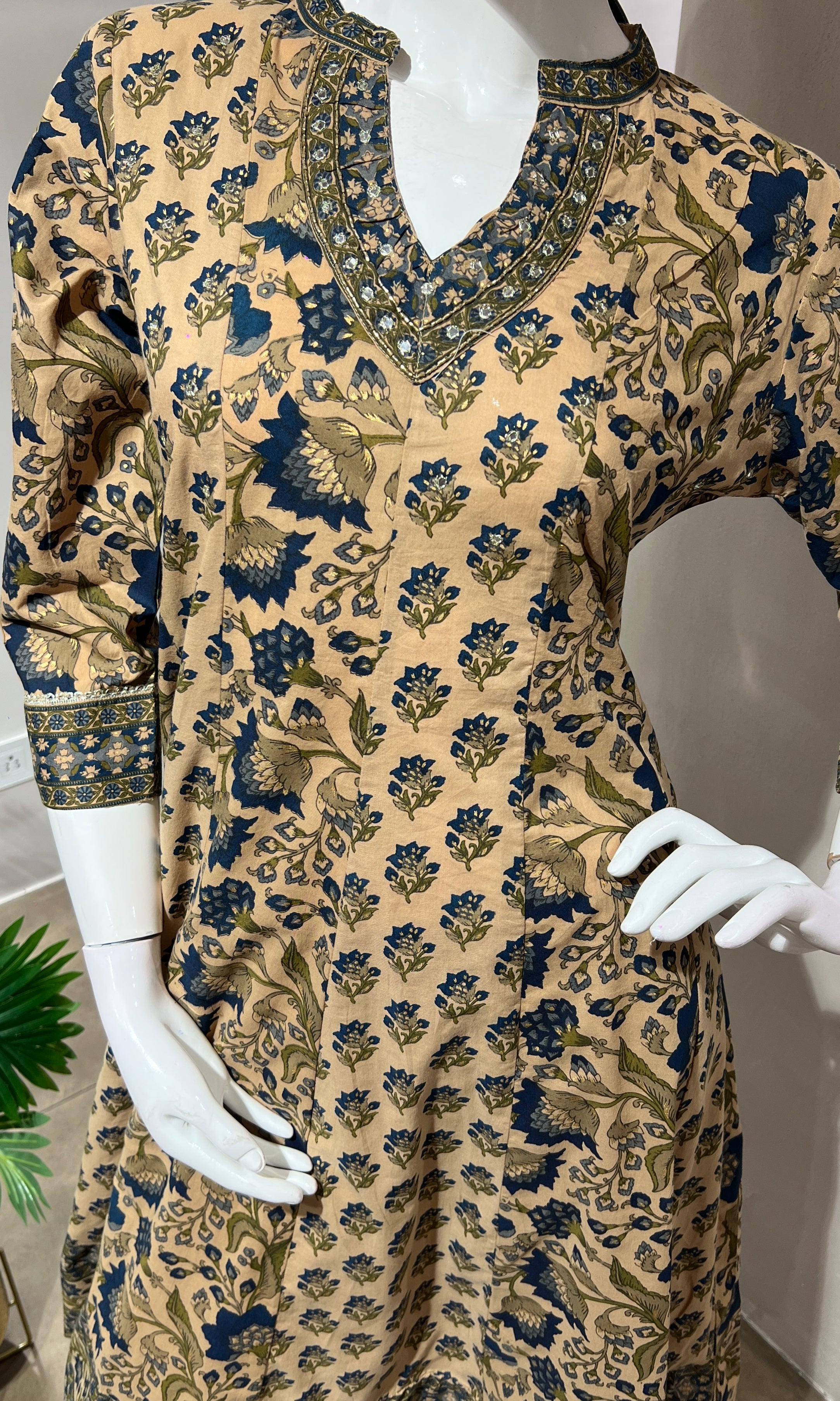 BLUE ETHNIC PRINTED KURTA SET