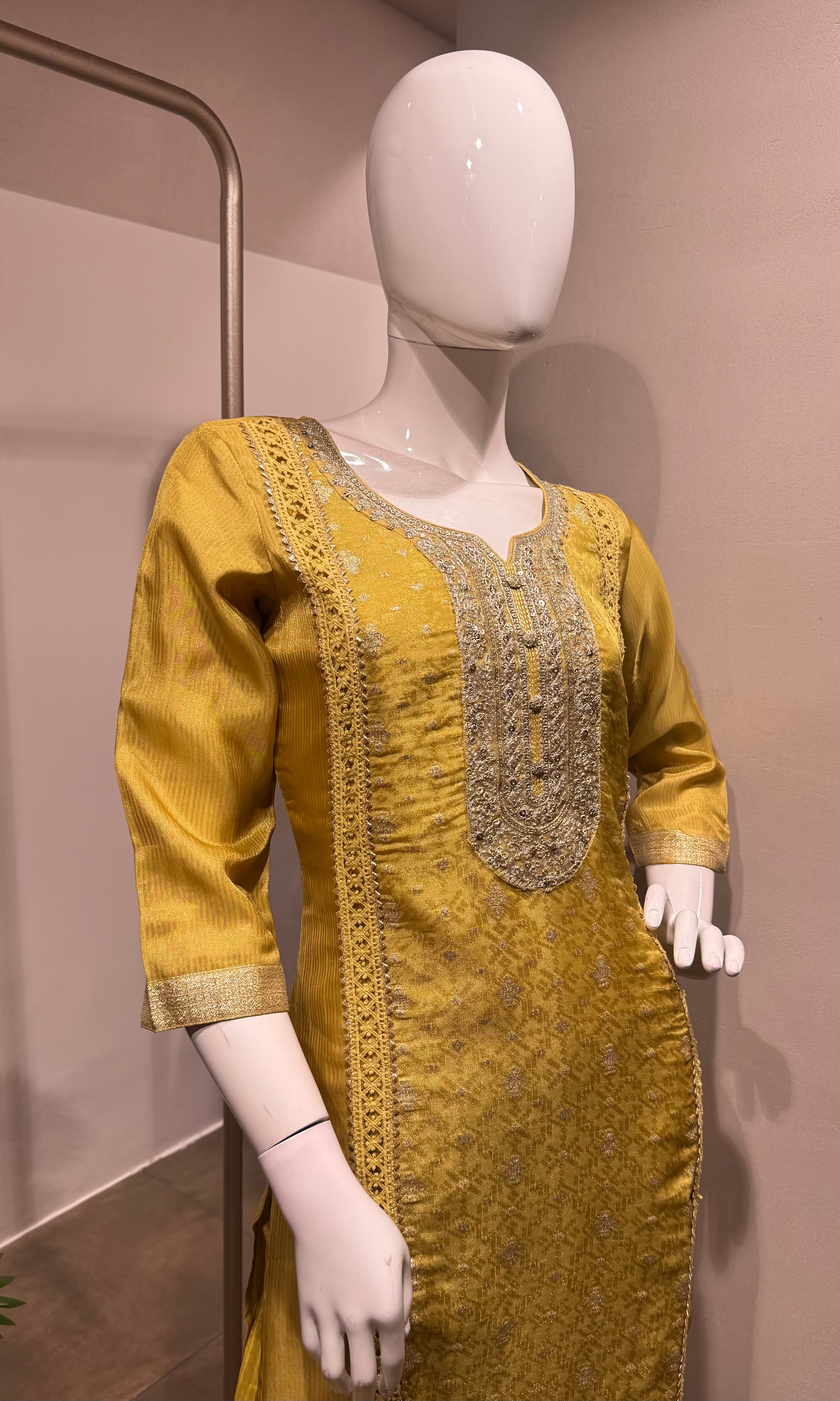 Mehandi green ethnic kurta set