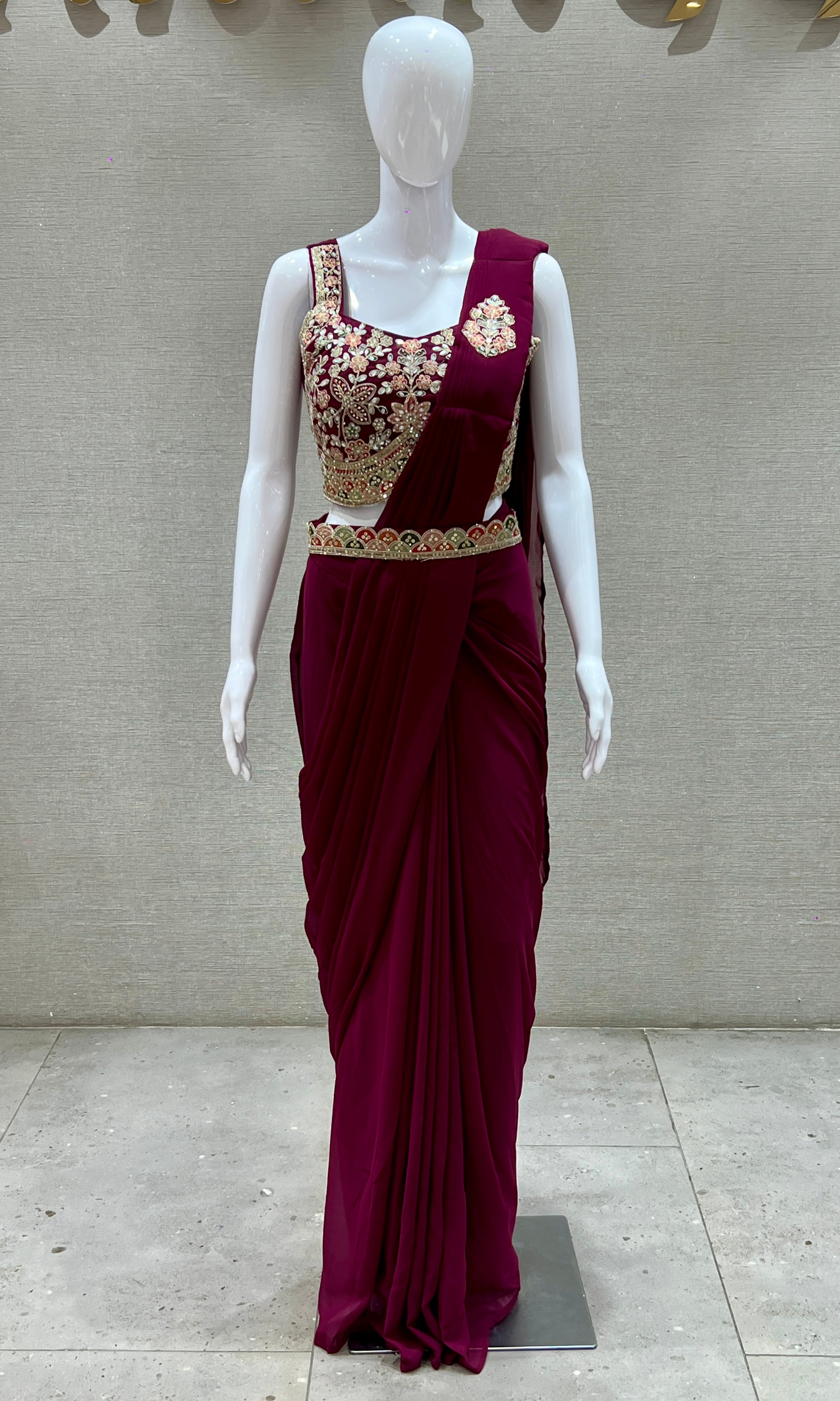 Wine one minute saree