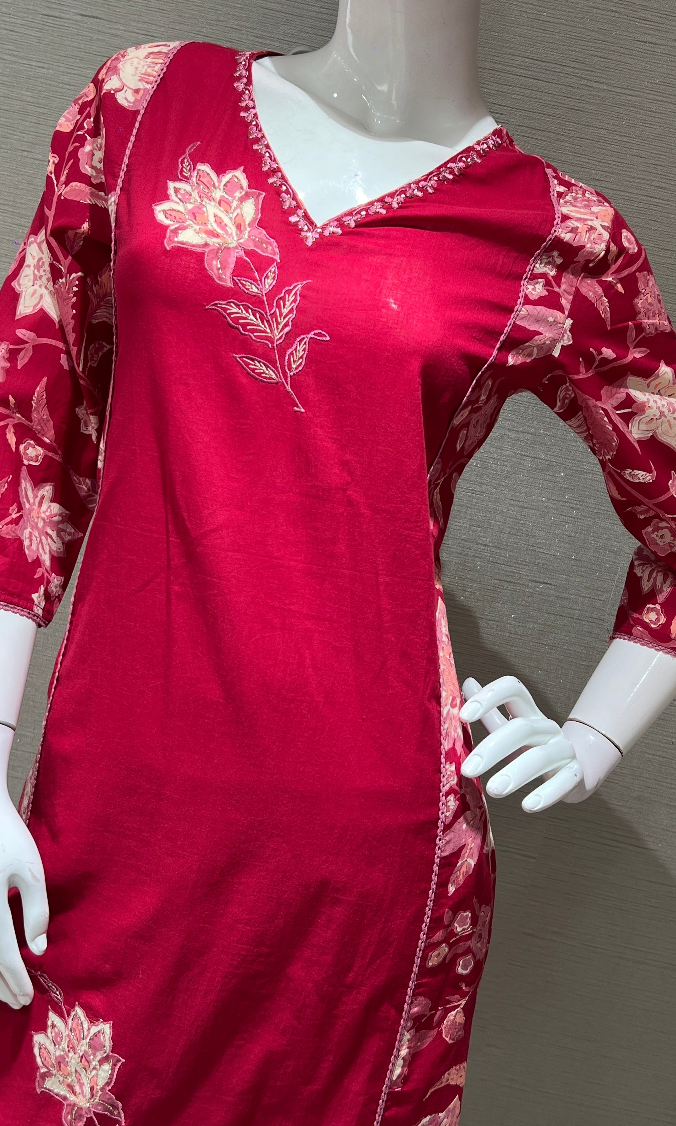 RANI FLORAL MOTIF PRINTED KURTA SET