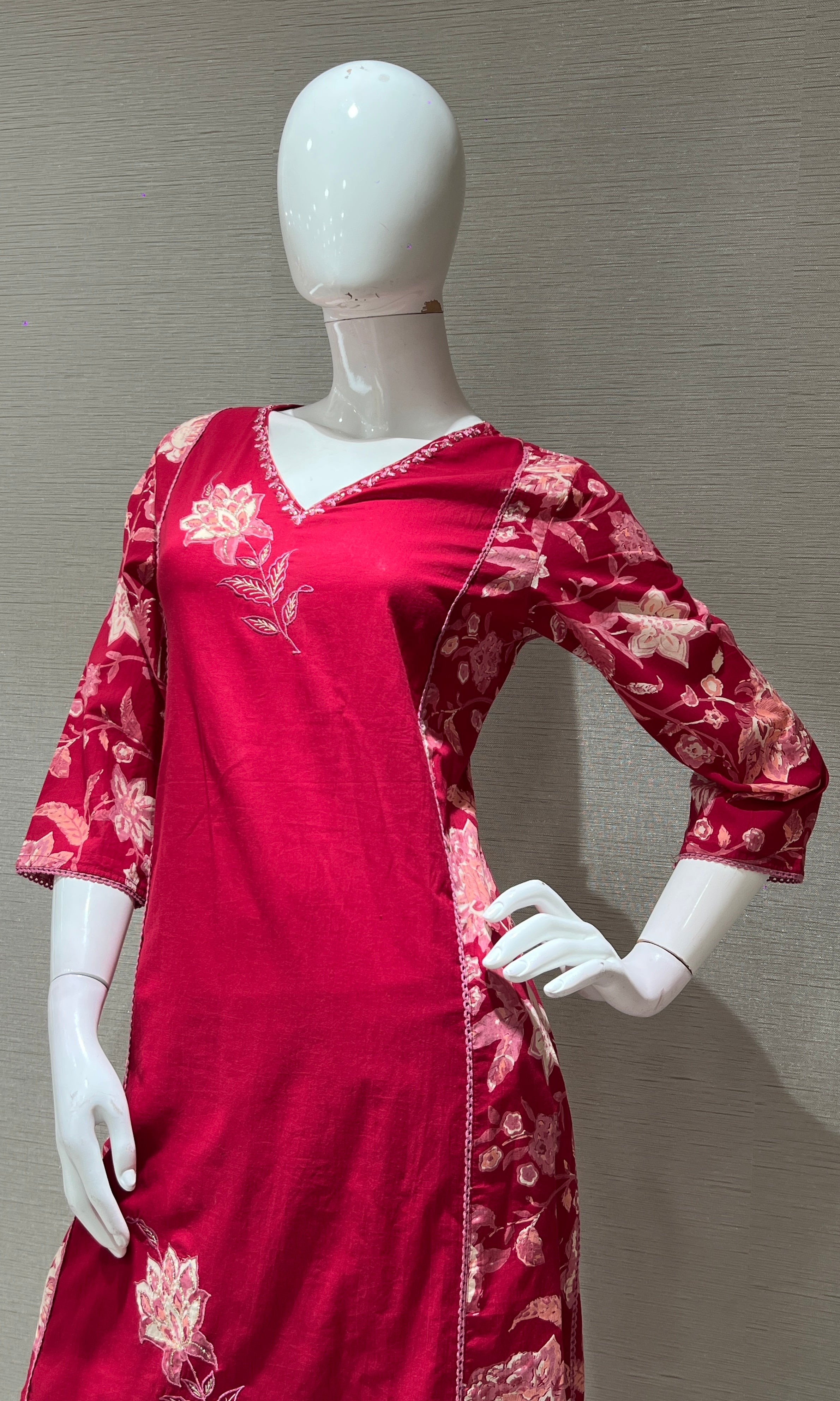 RANI FLORAL MOTIF PRINTED KURTA SET