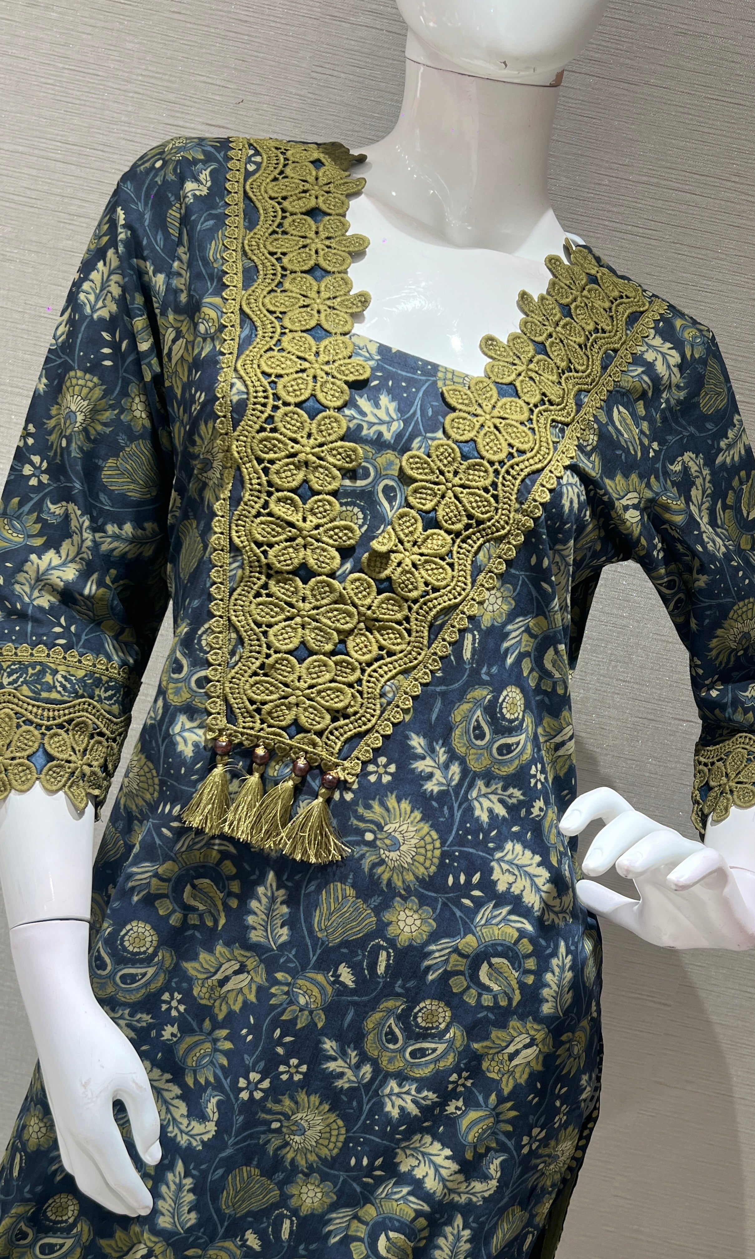 Blue FLORAL EMBROIDERED KURTA SET