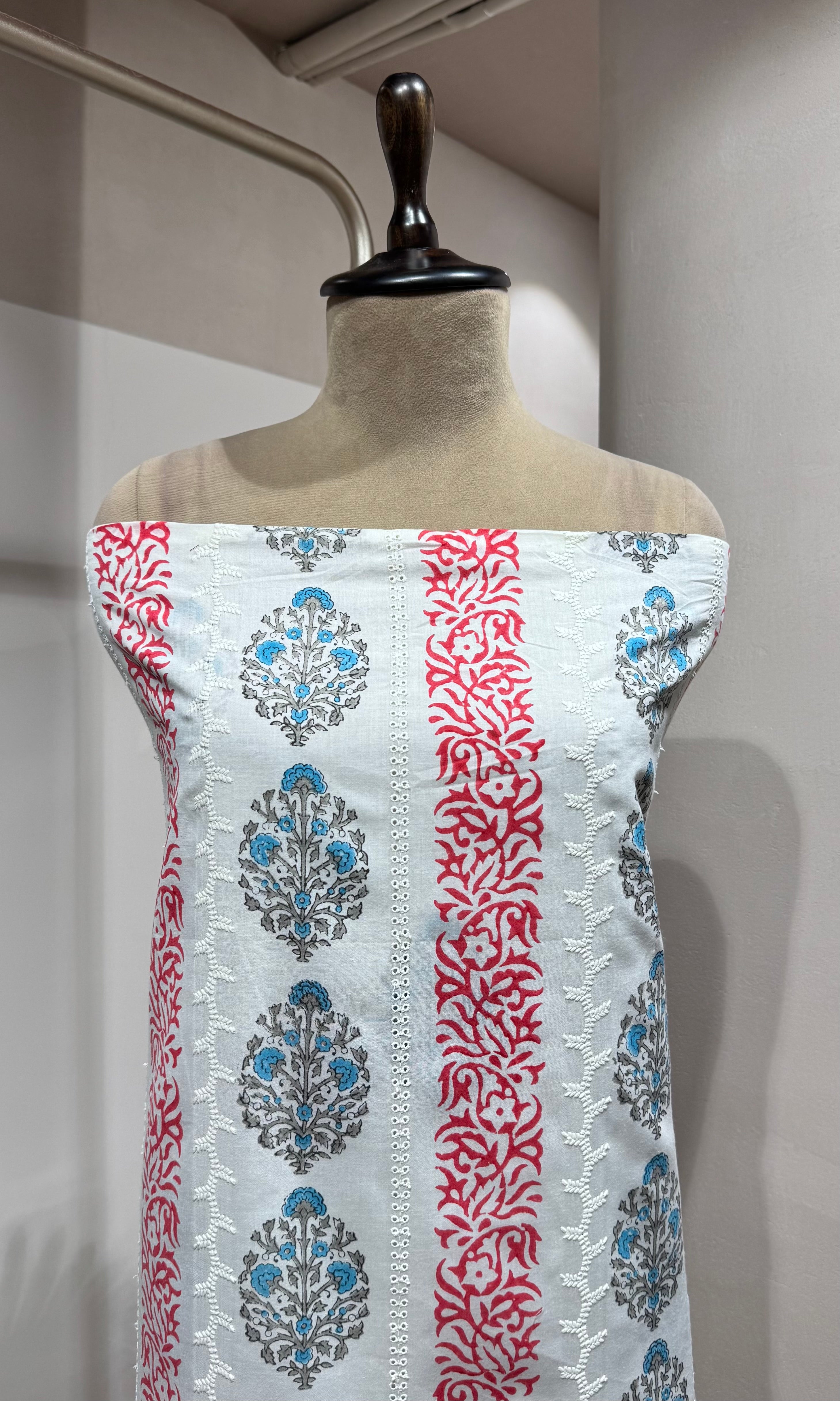 PINK Pure Cotton Printed dress material