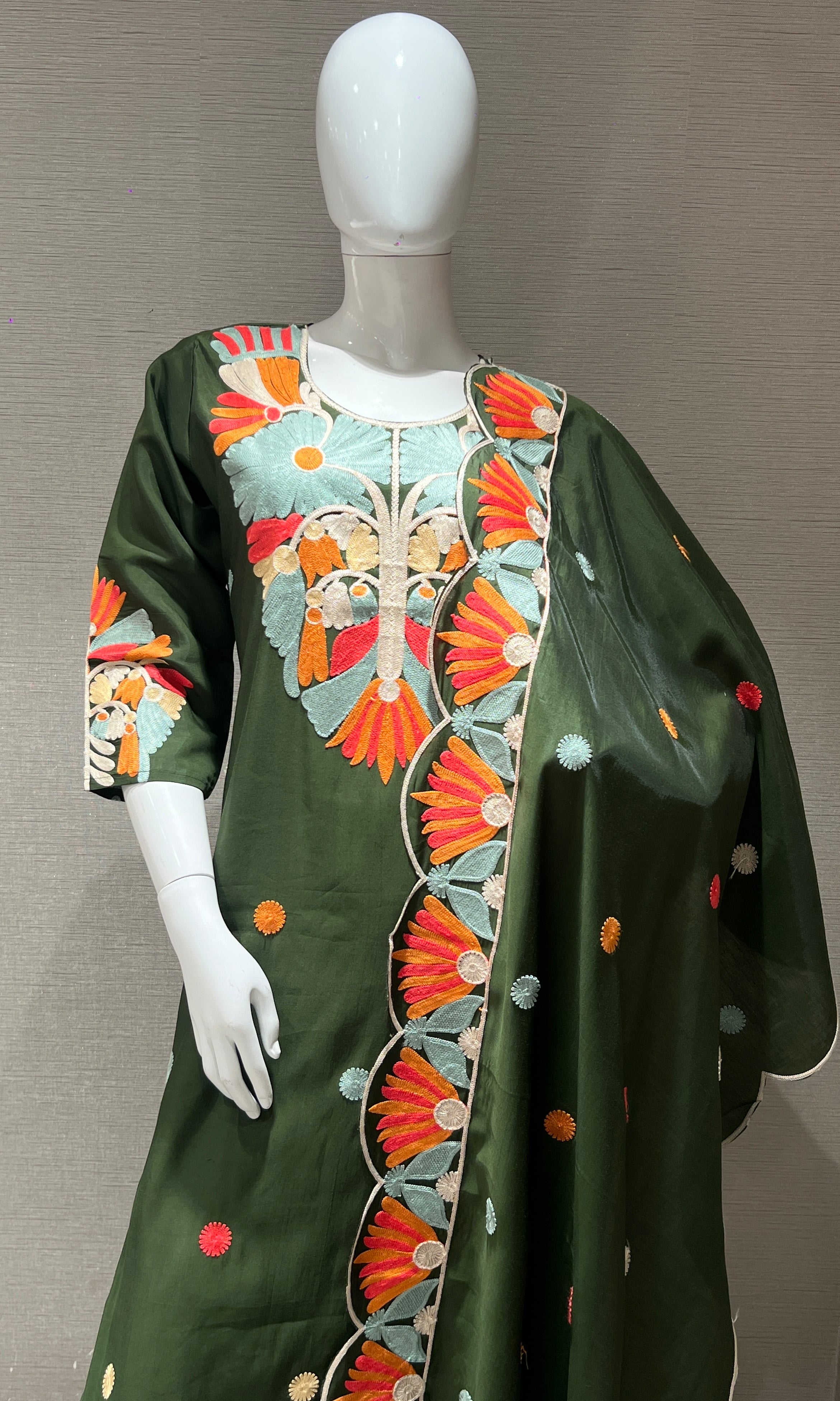 Green embroidered kurta set