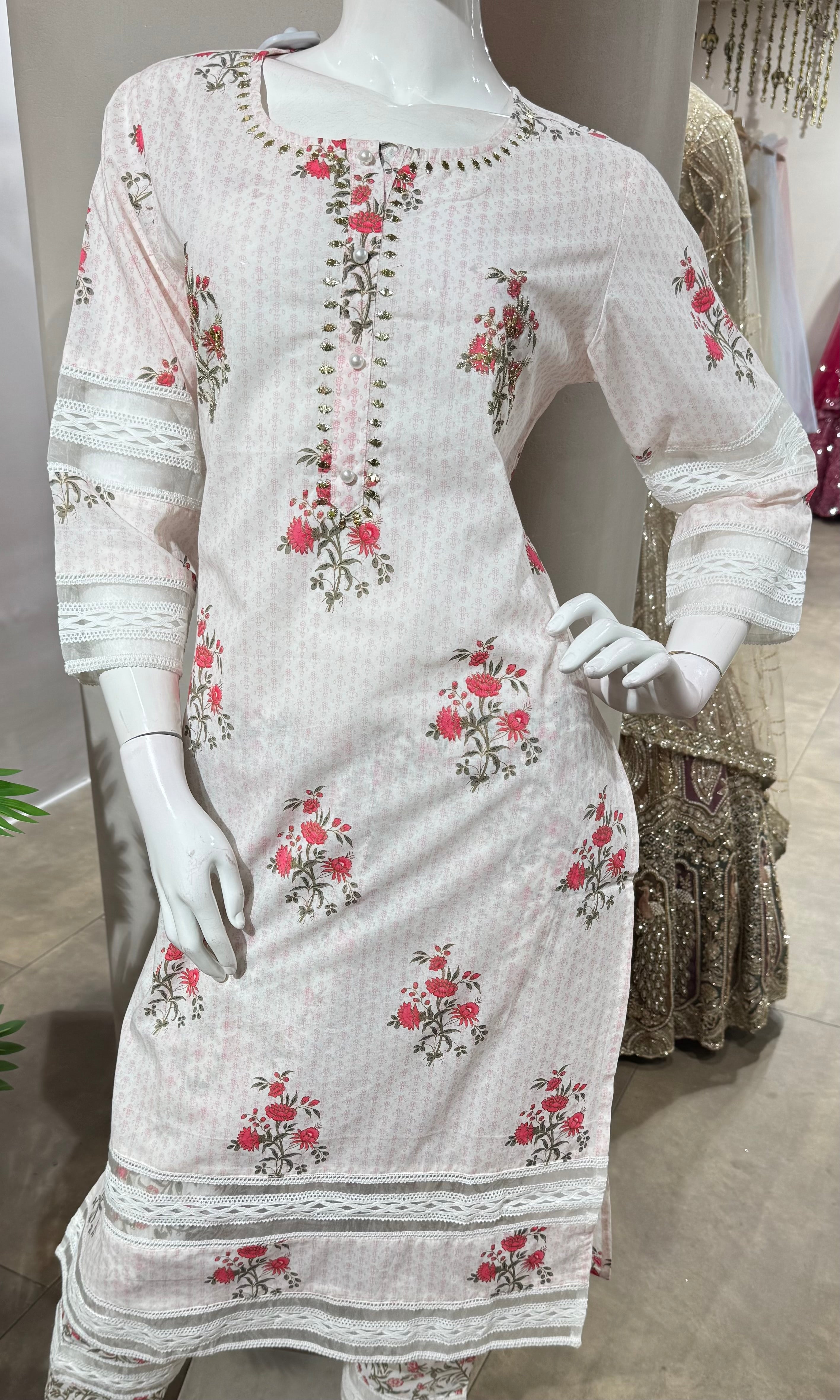 PINK FLORAL EMBROIDERY KURTA SET