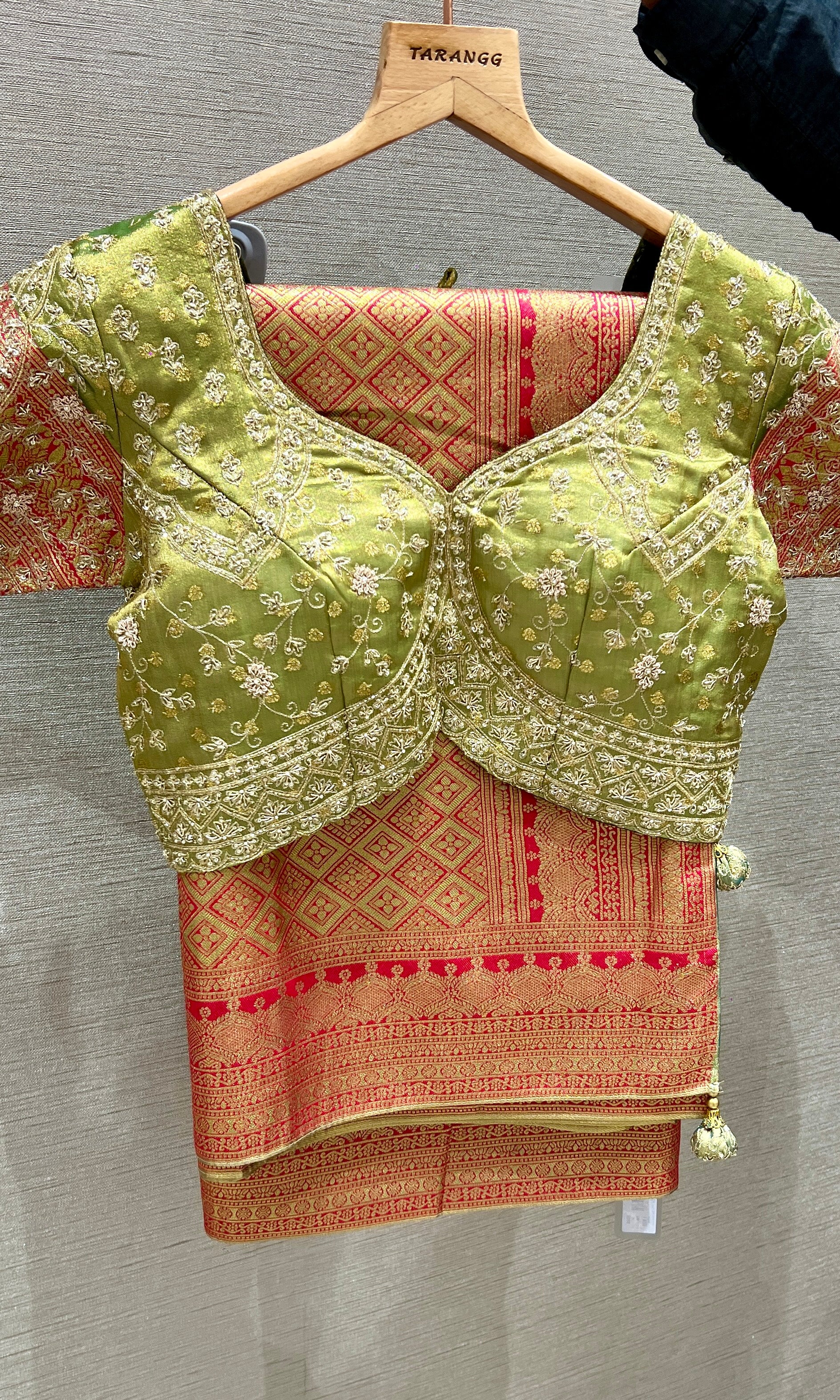 Pink saree with ready blouse