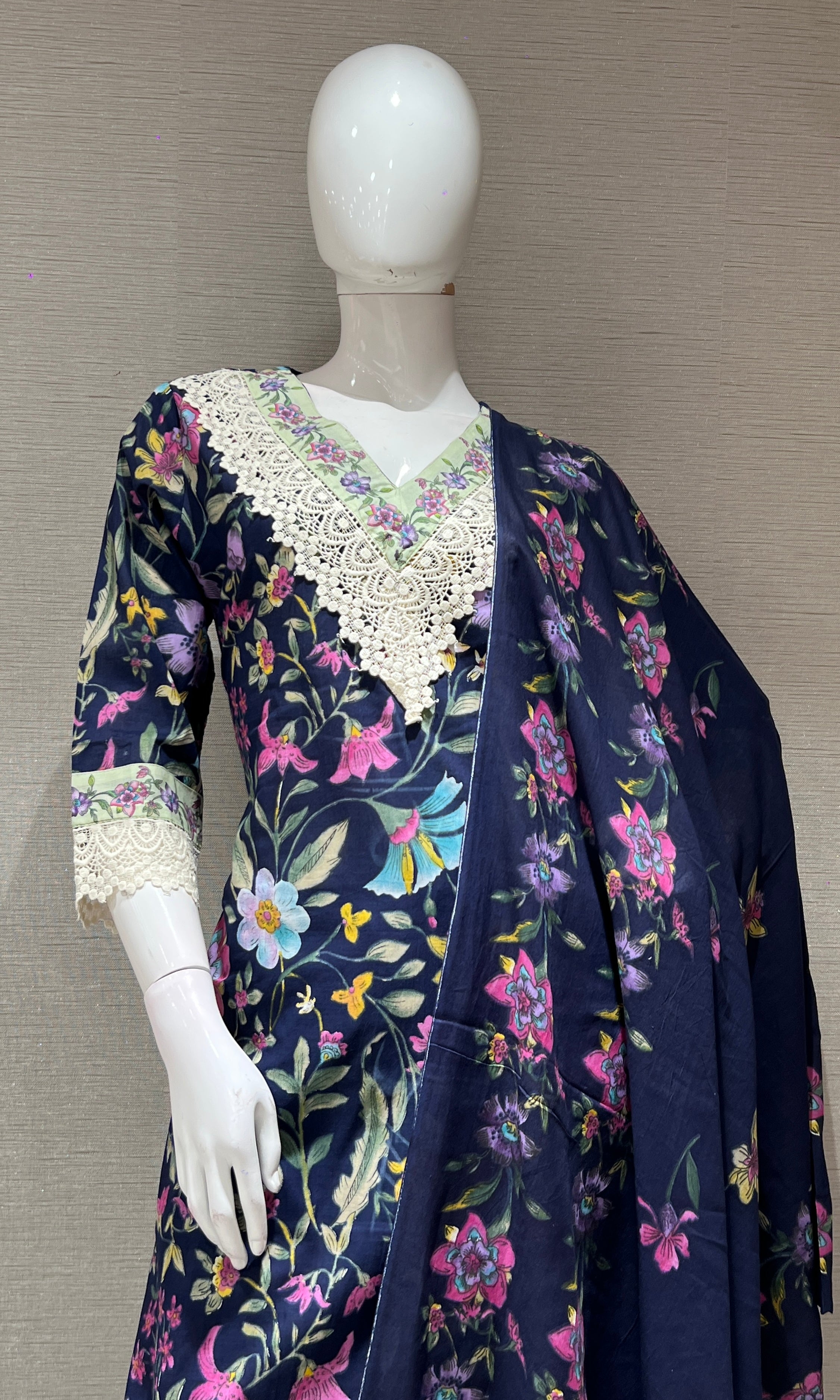 Blue FLORAL PRINTED EMBROIDERED kurta set