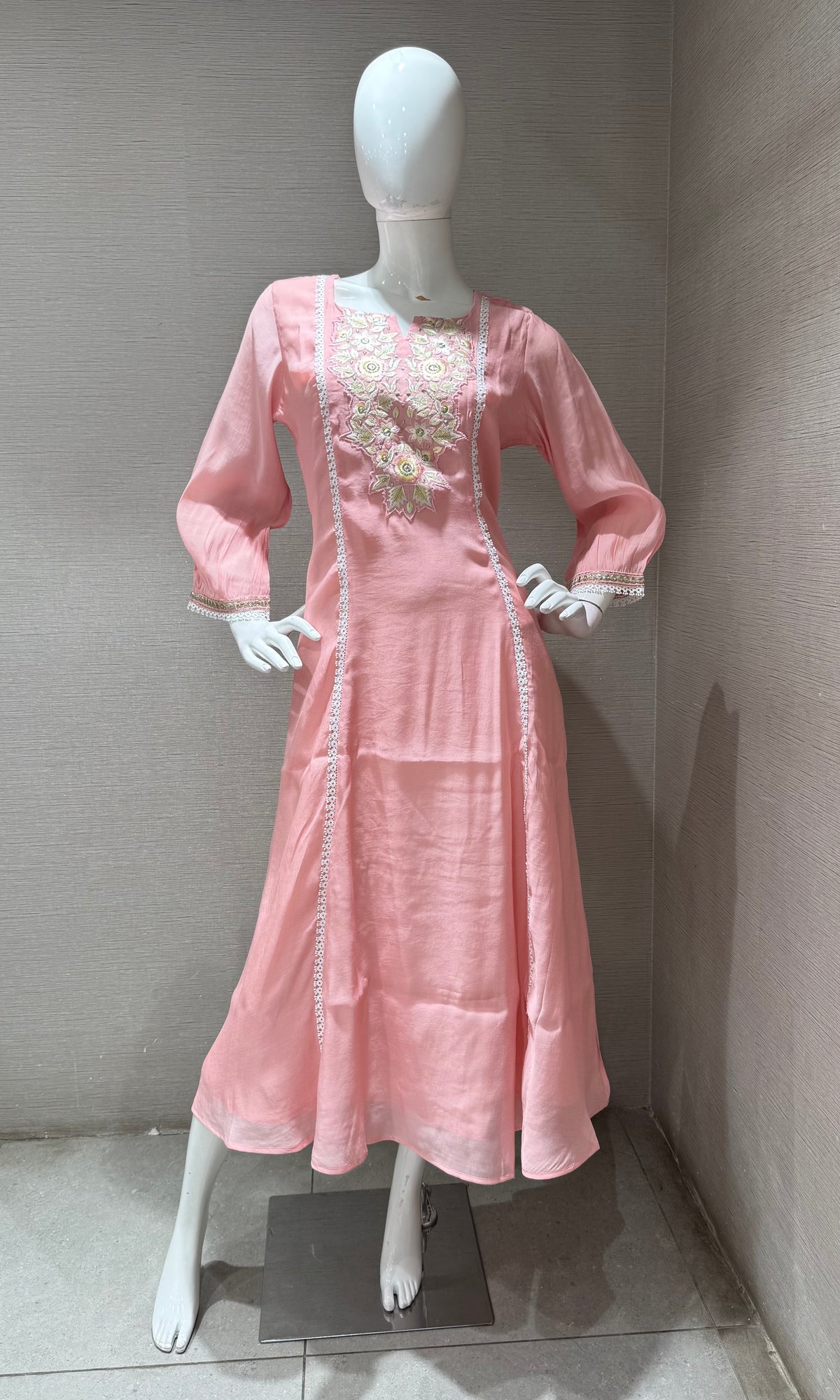 Baby Pink Floral Embroidered Ethnic Kurta top