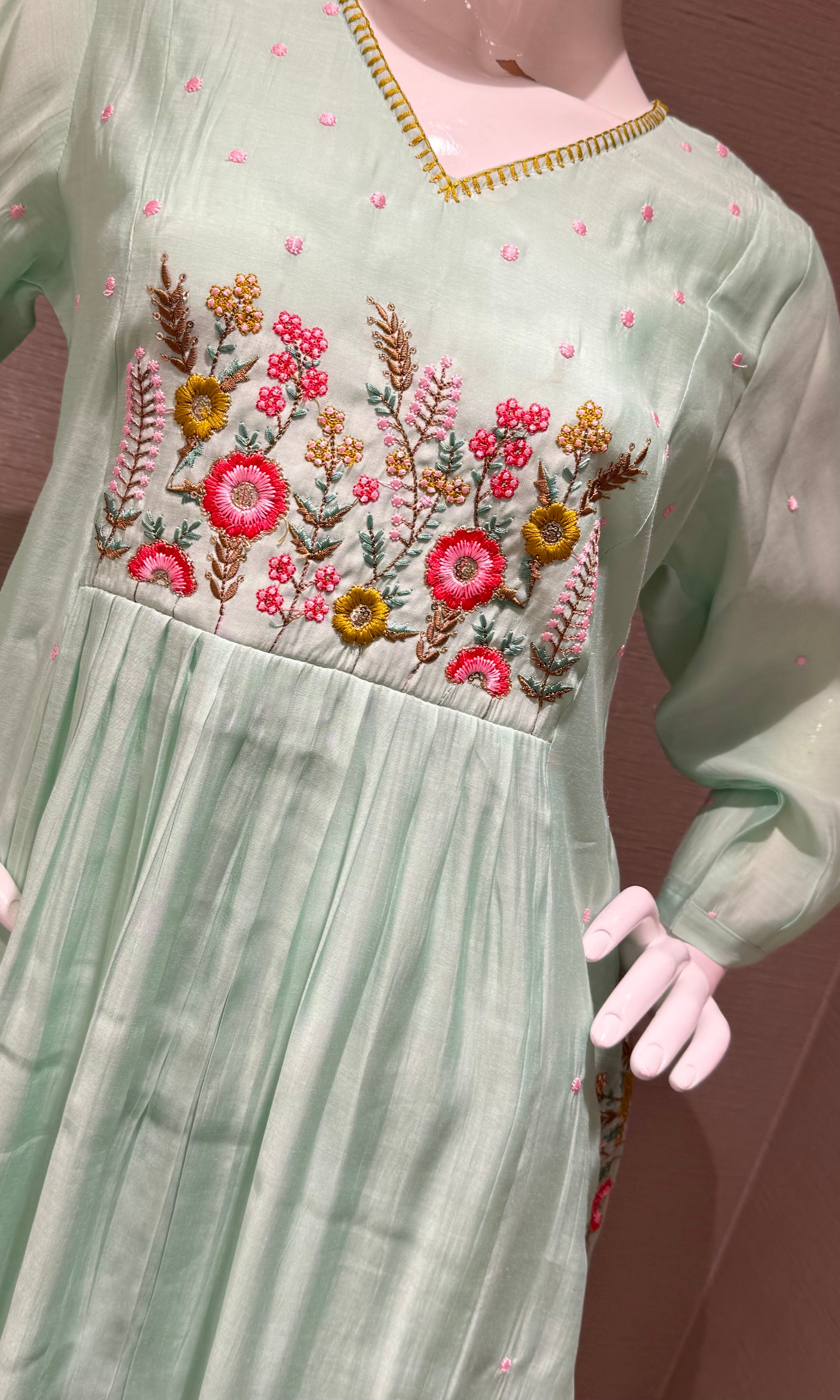 Sea Green Floral embroidery kurta set