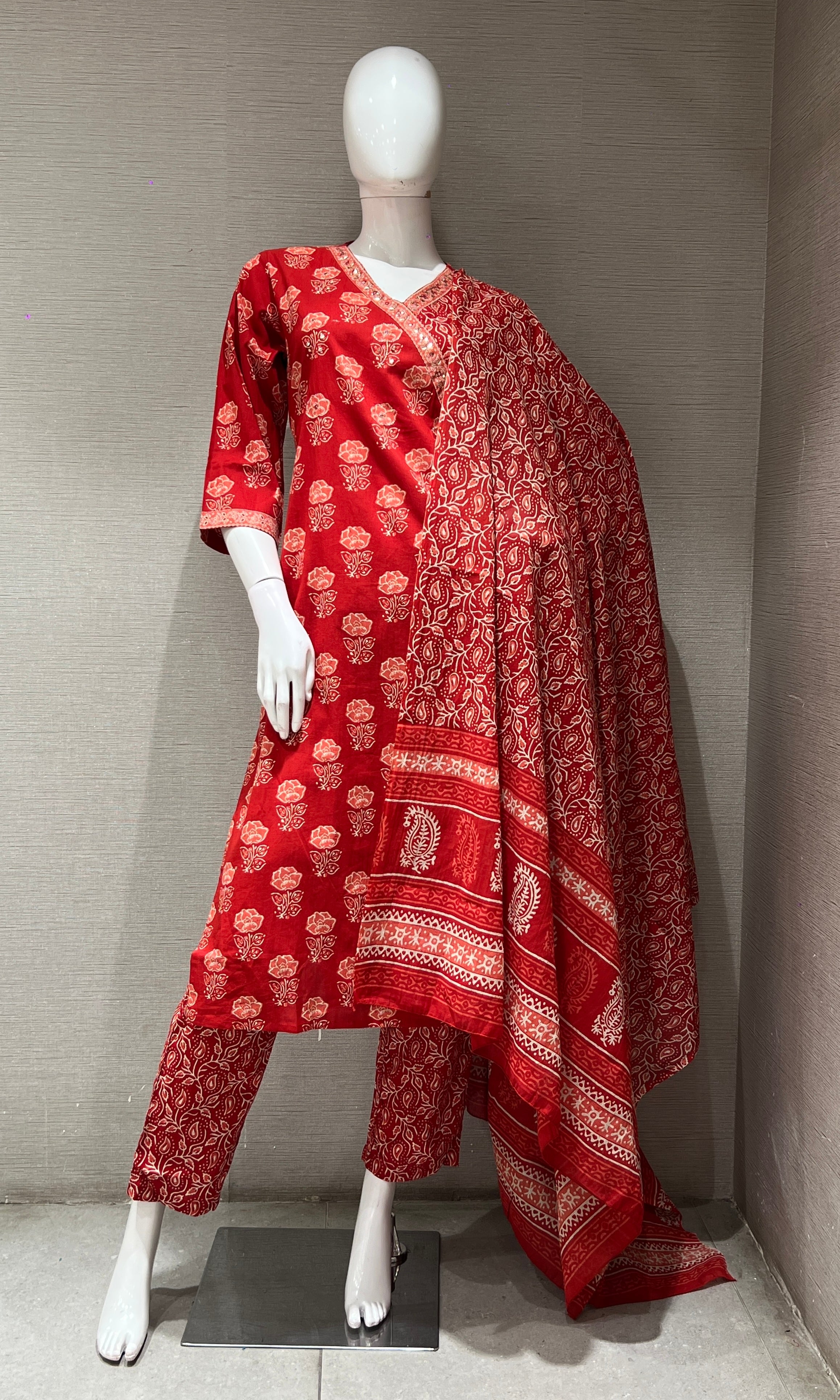 MAROON floral print kurta set