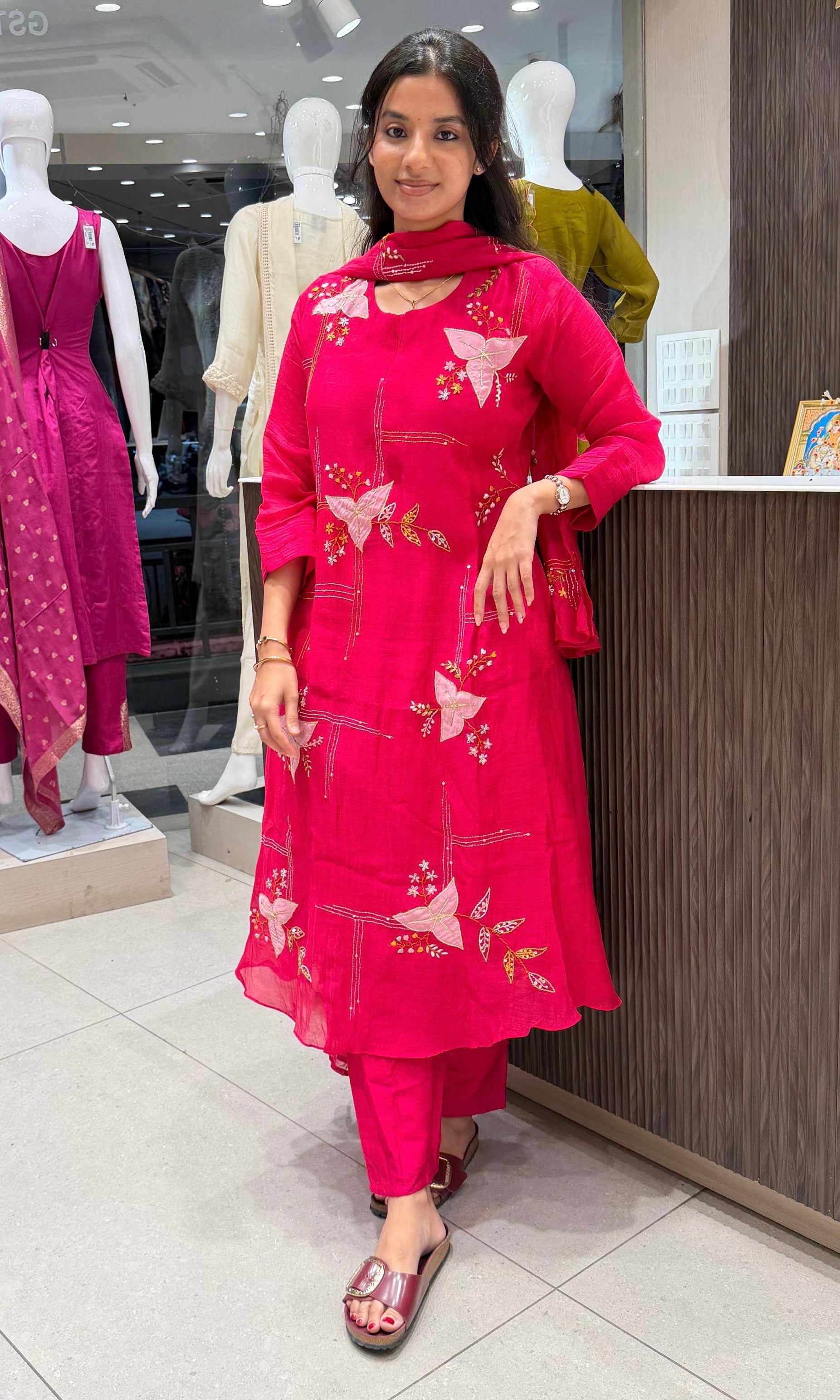 Rani Elegant Muslin Pleated Chanderi Kurta Set