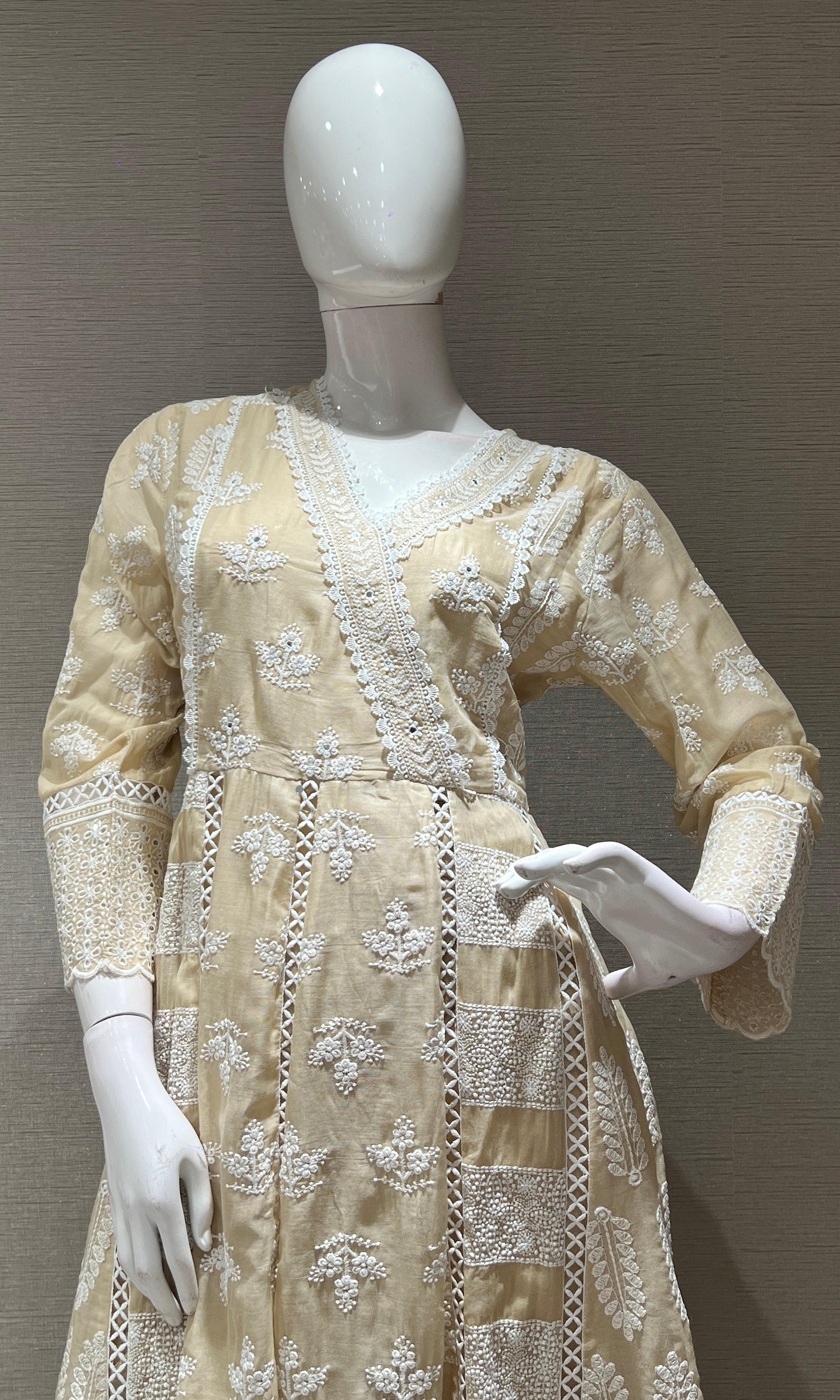 BEGIE Chikankari Anarkali kurta set