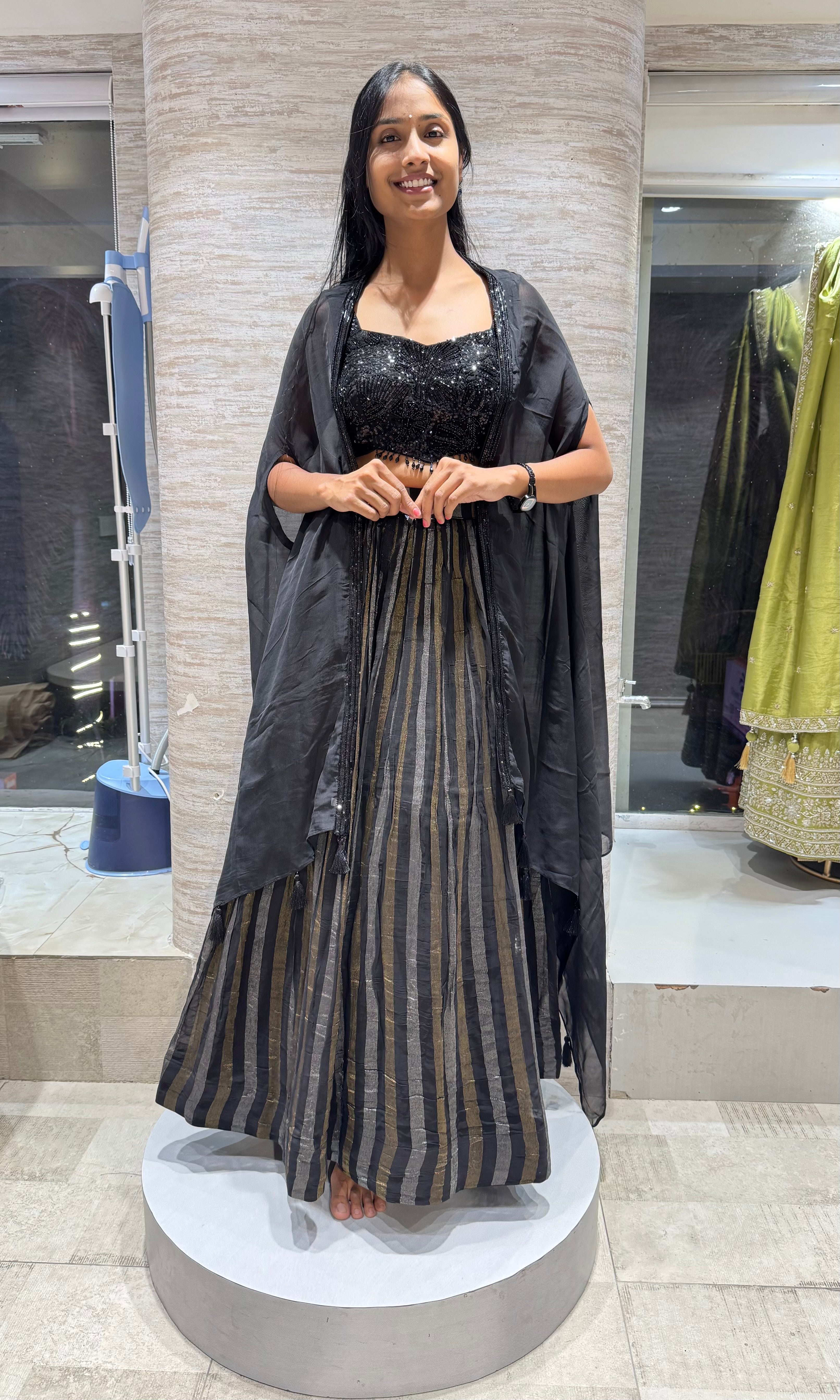 BLACK ELEGANT LEHENGA