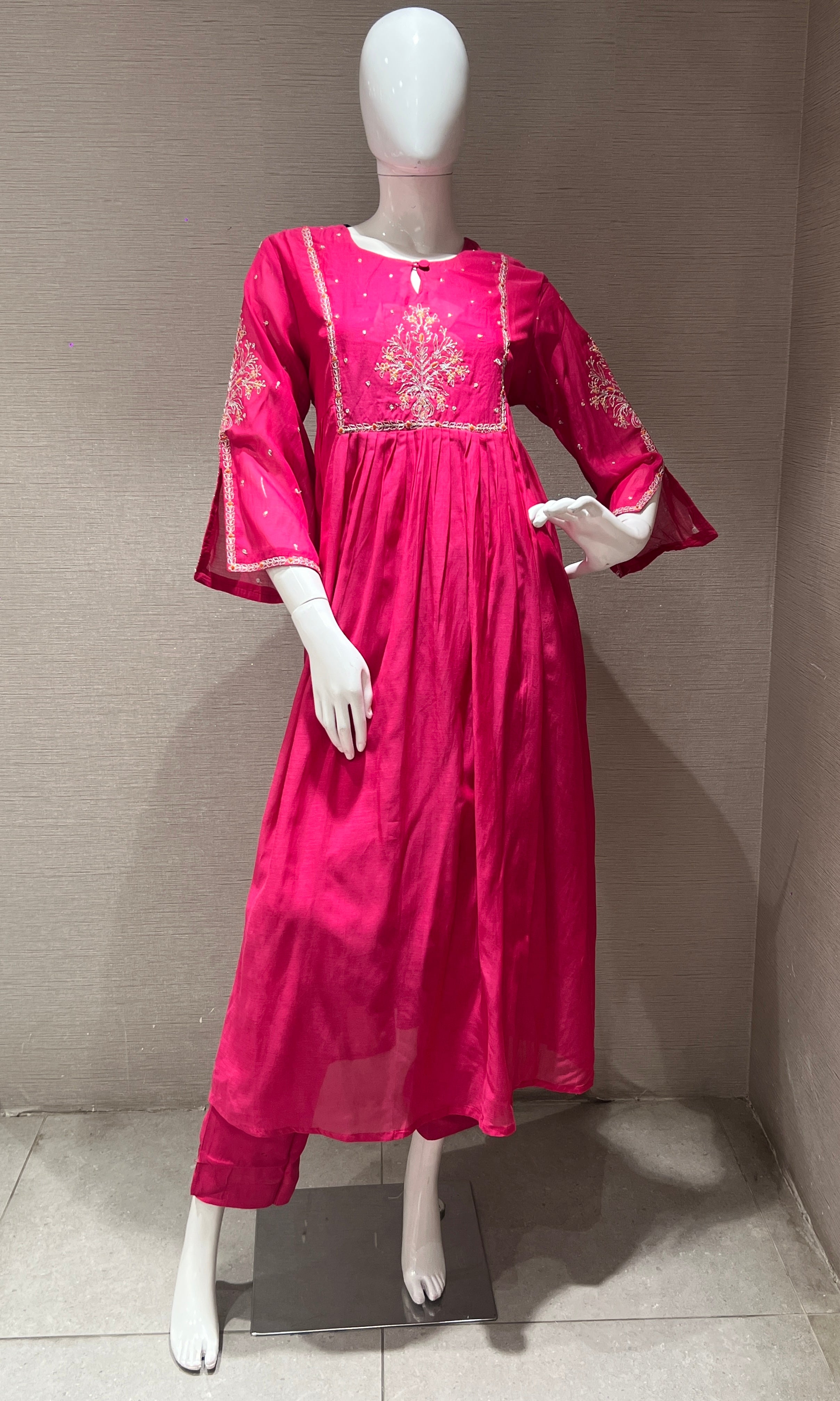 Rani pink mul Chanderi Anarkali kurta set