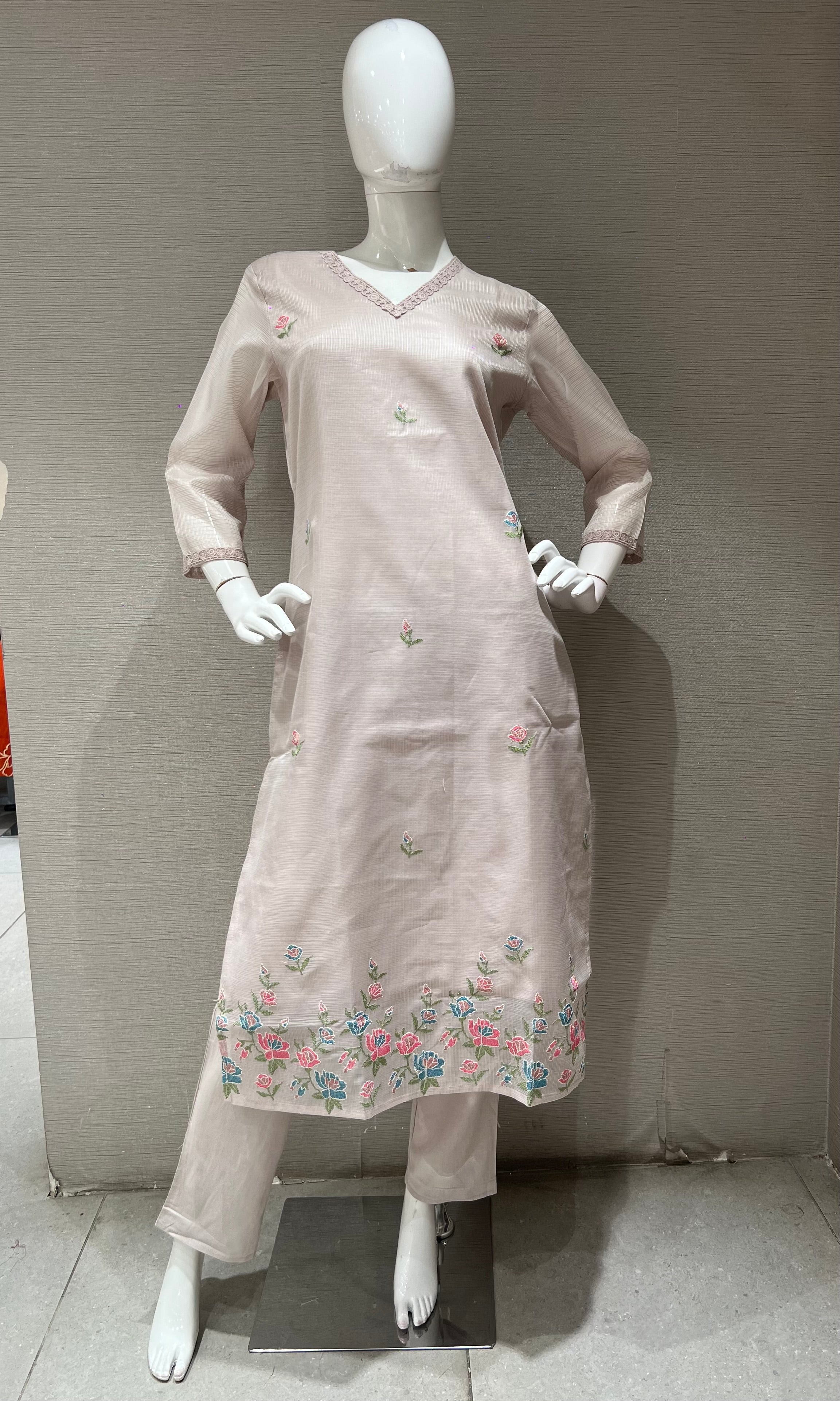 Light Pink Floral Embroidered Kurta Set with Dupatta