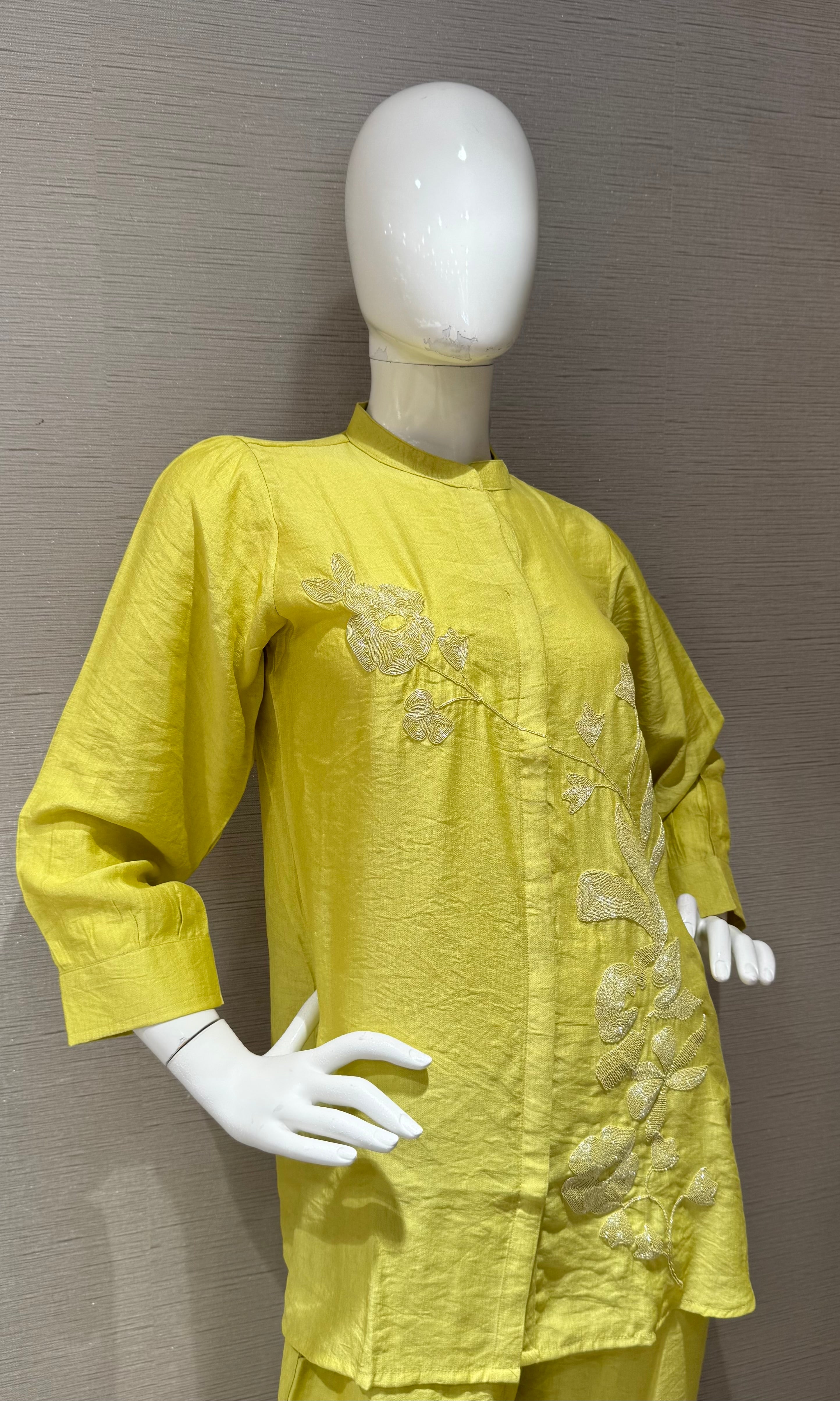 Liril Linen Embroidered Cord Set