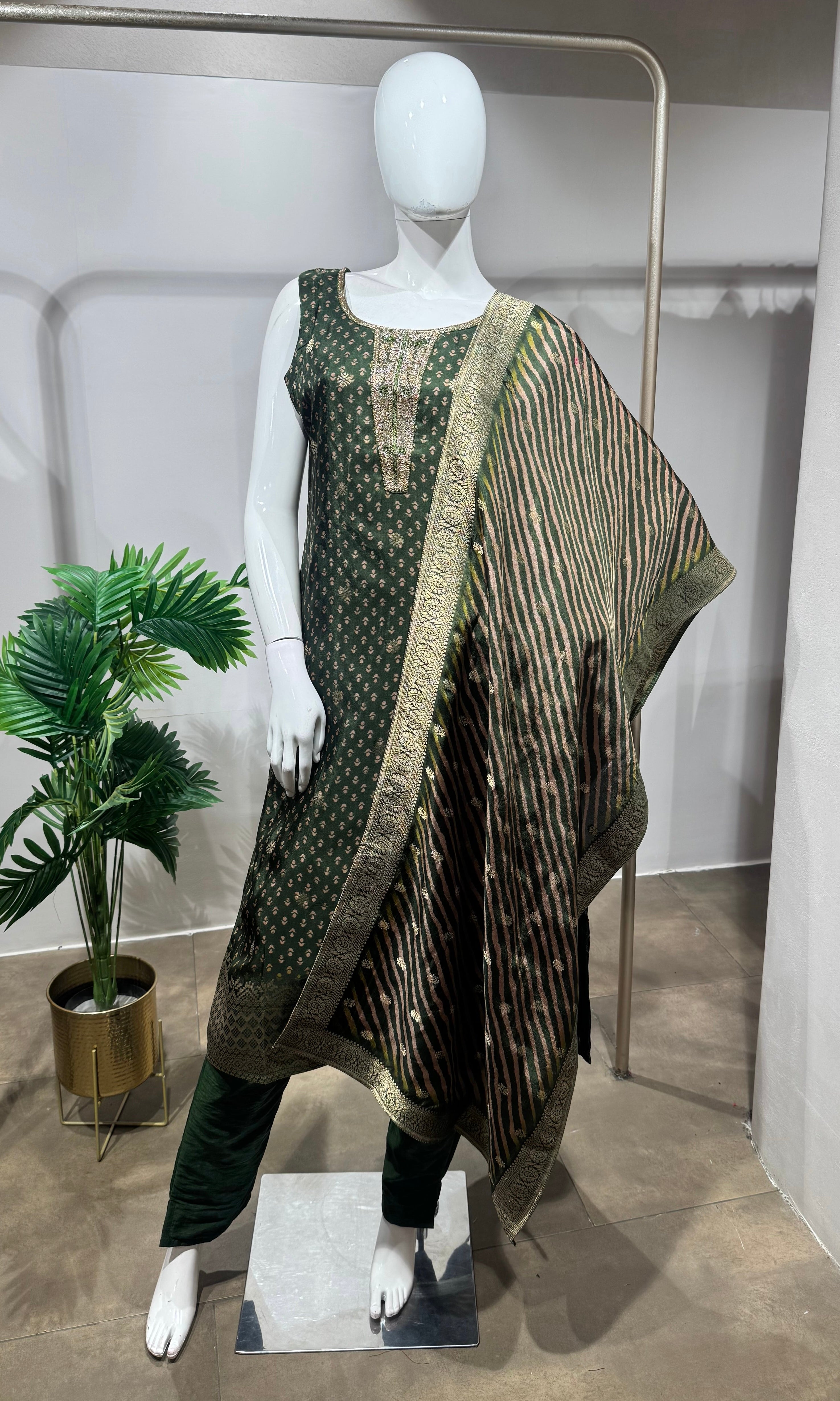 Green Gold Ethnic Kurta Set