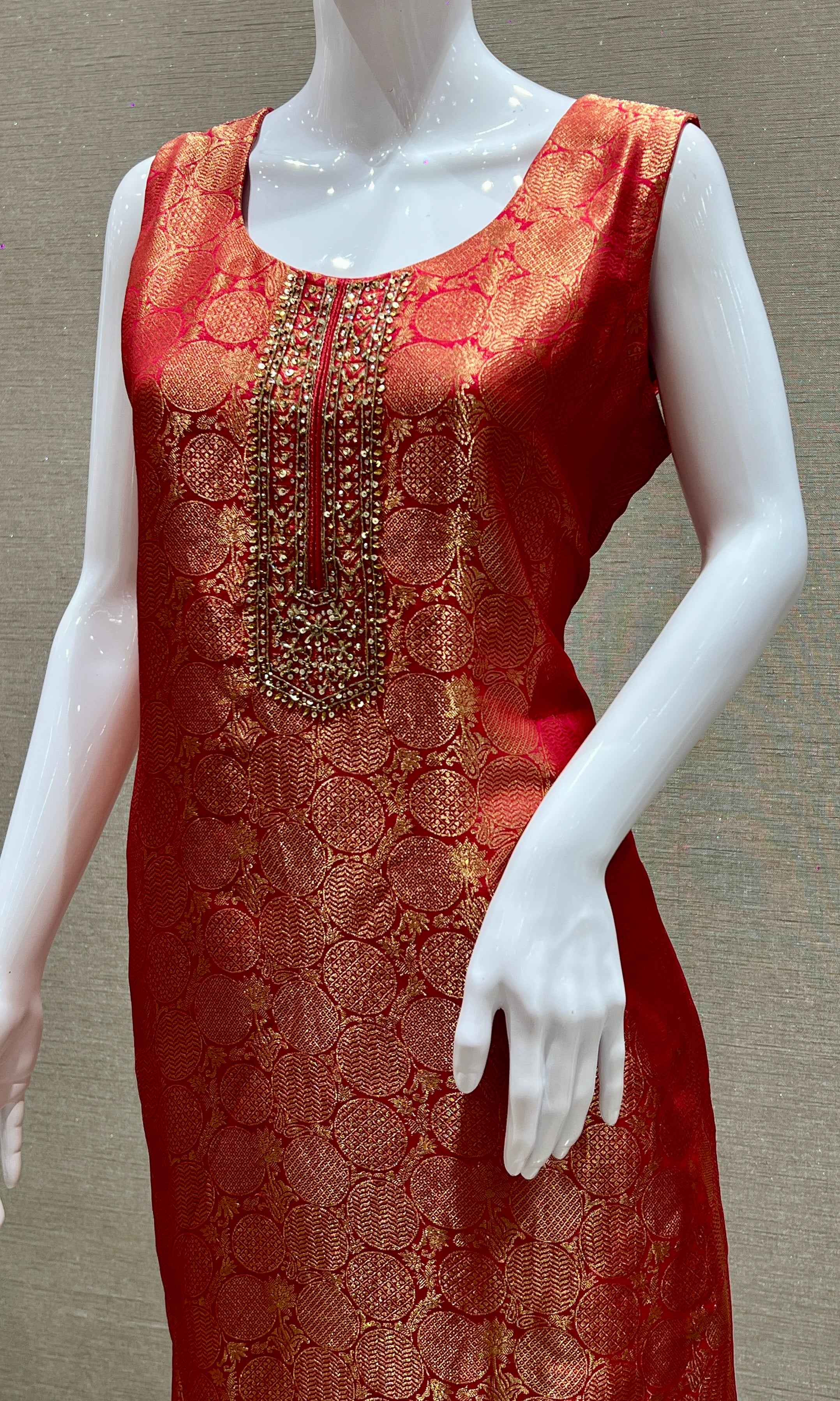 Red kurta set