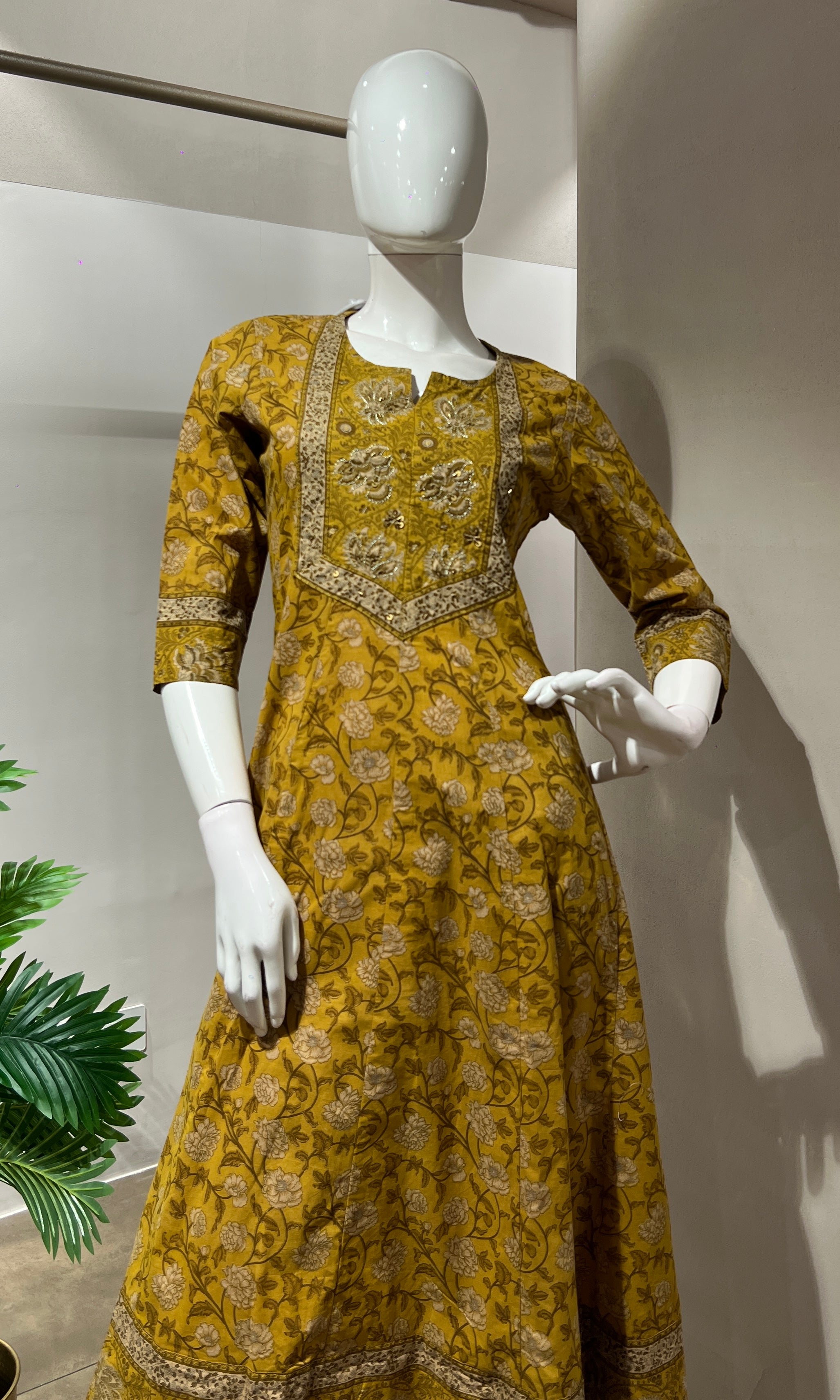 YELLOW ETHNIC PRINTED KURTA SET