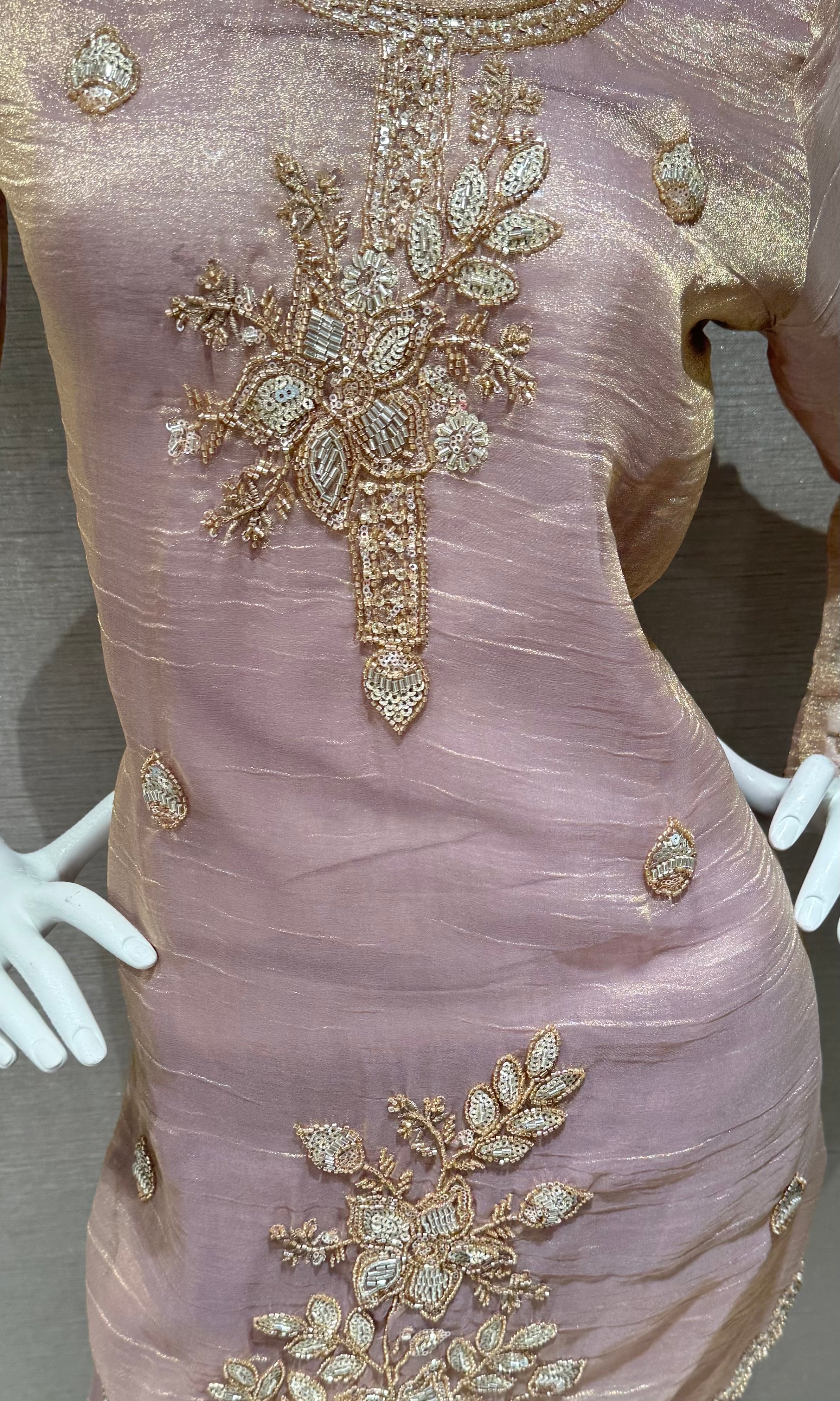 Moee tissue kurta set with short top & wide pants