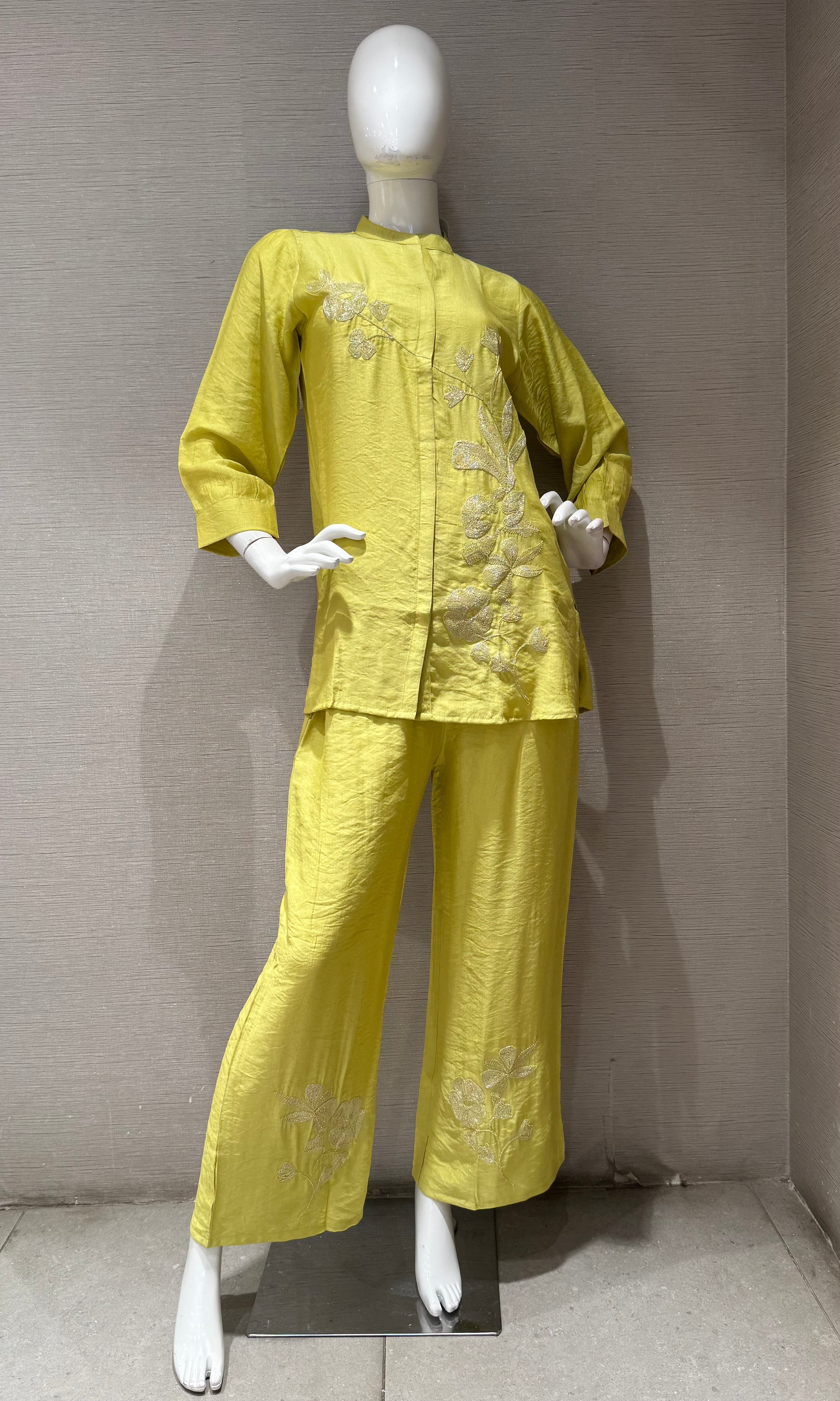 Liril Linen Embroidered Cord Set