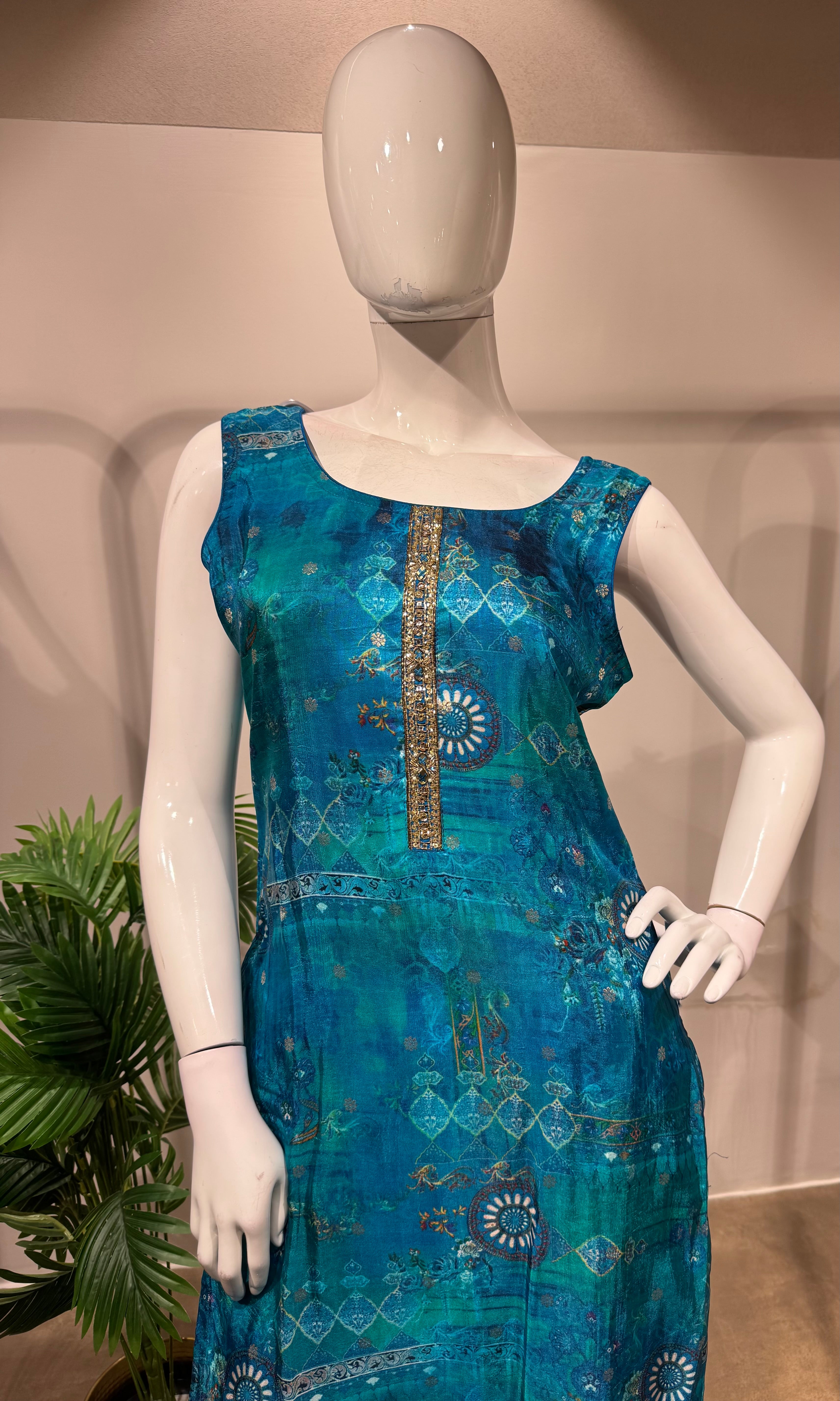 Blue Bandhani Print Silk kurta set