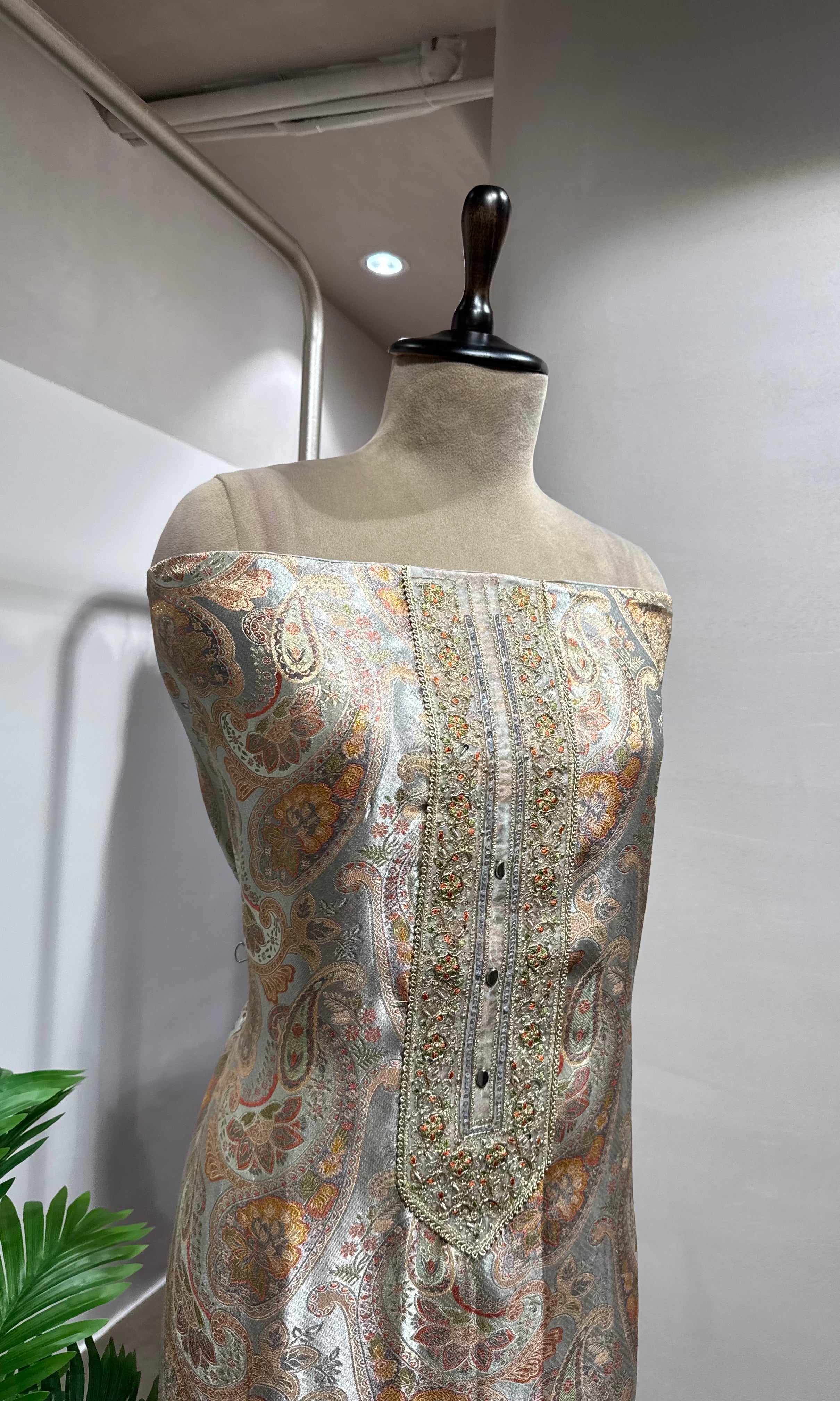 GREY BANARASI SILK DRESS MATERIAL