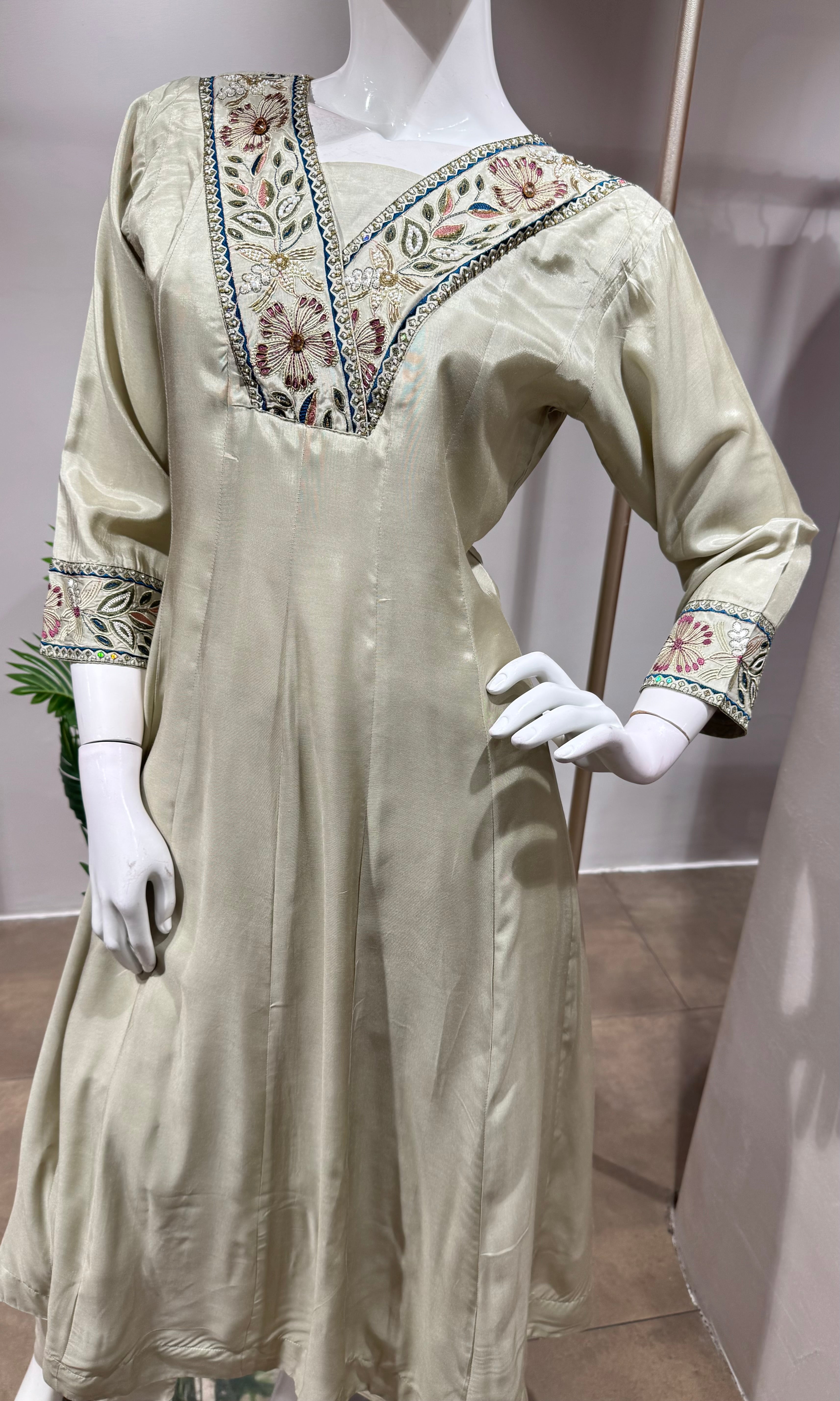 PISTA GREEN Zari Work Kurta Set with Embroidered Dupatta