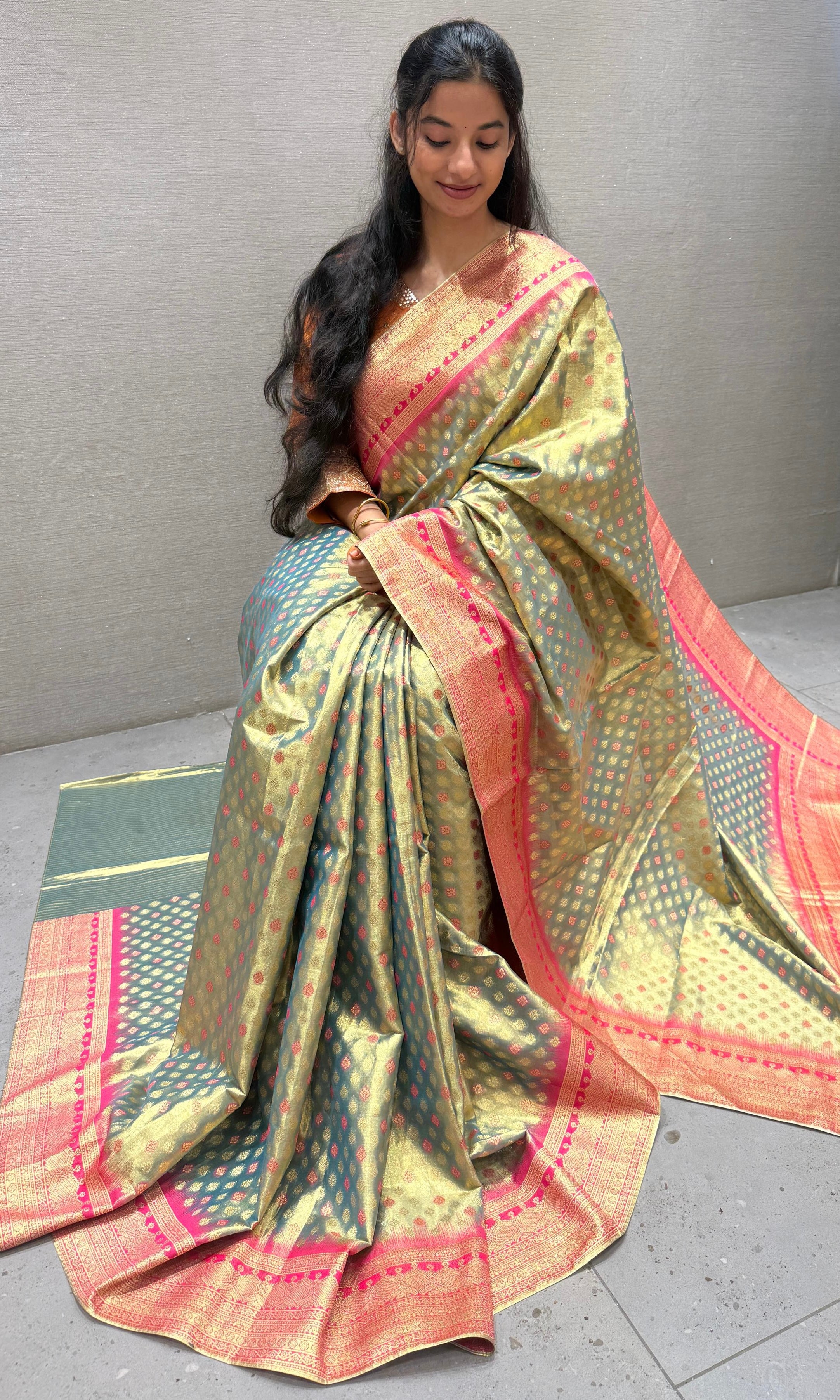 Pink saree with ready blouse