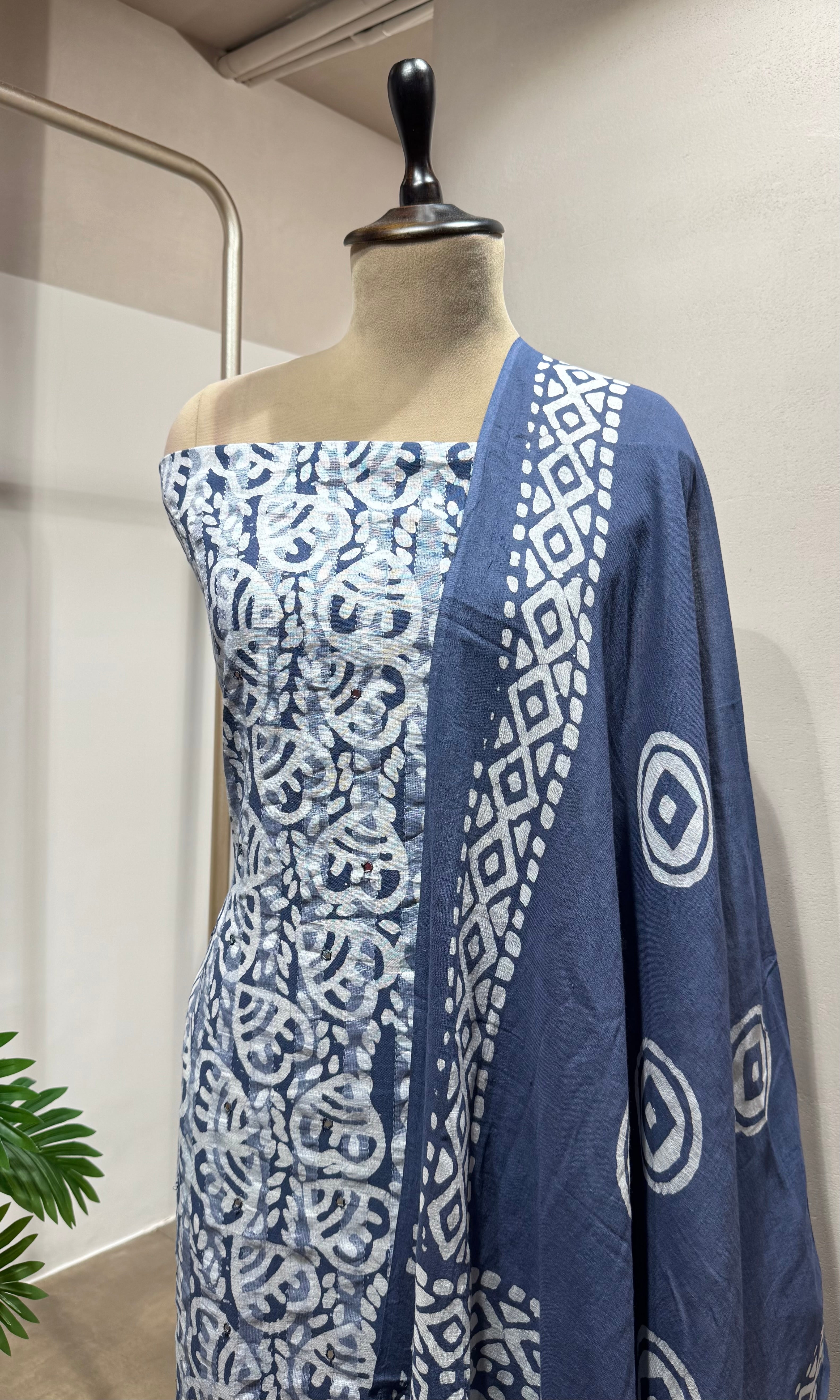 BLUE ETHNIC PRINTED DRESS MATERIAL