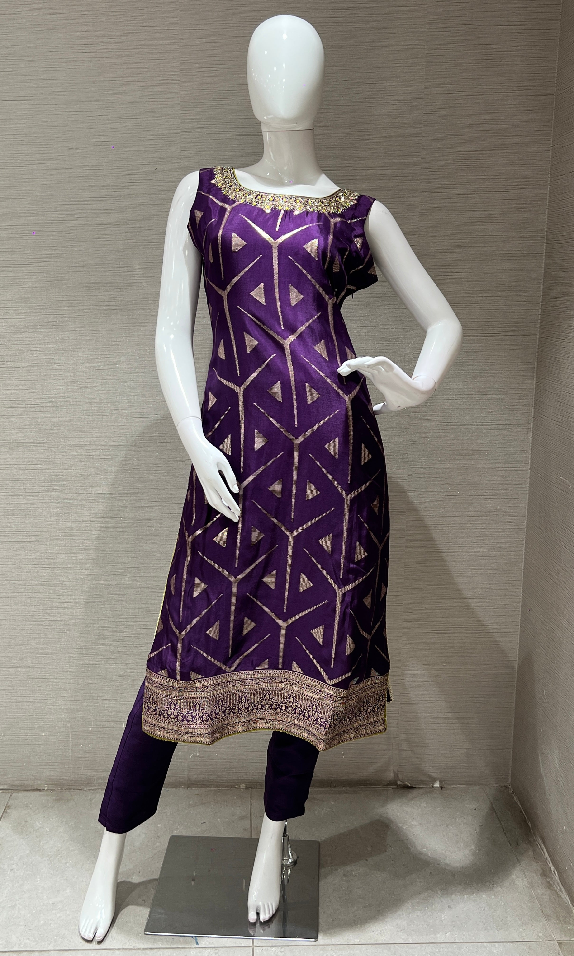 Purple Kurta set with Lime Shaded Dupatta