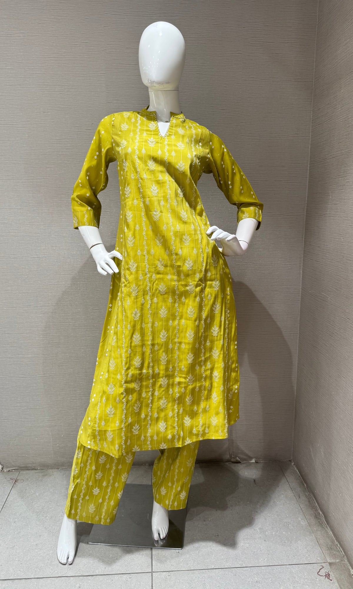 Green cotton Printed Kurta Set with Contrast dupatta