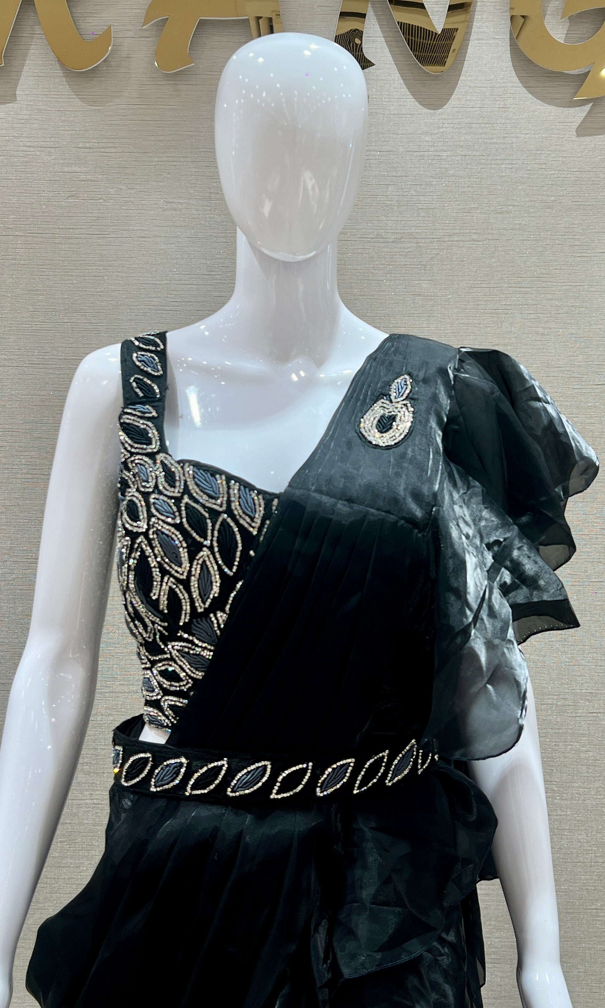Midnight Noir One-Minute Saree
