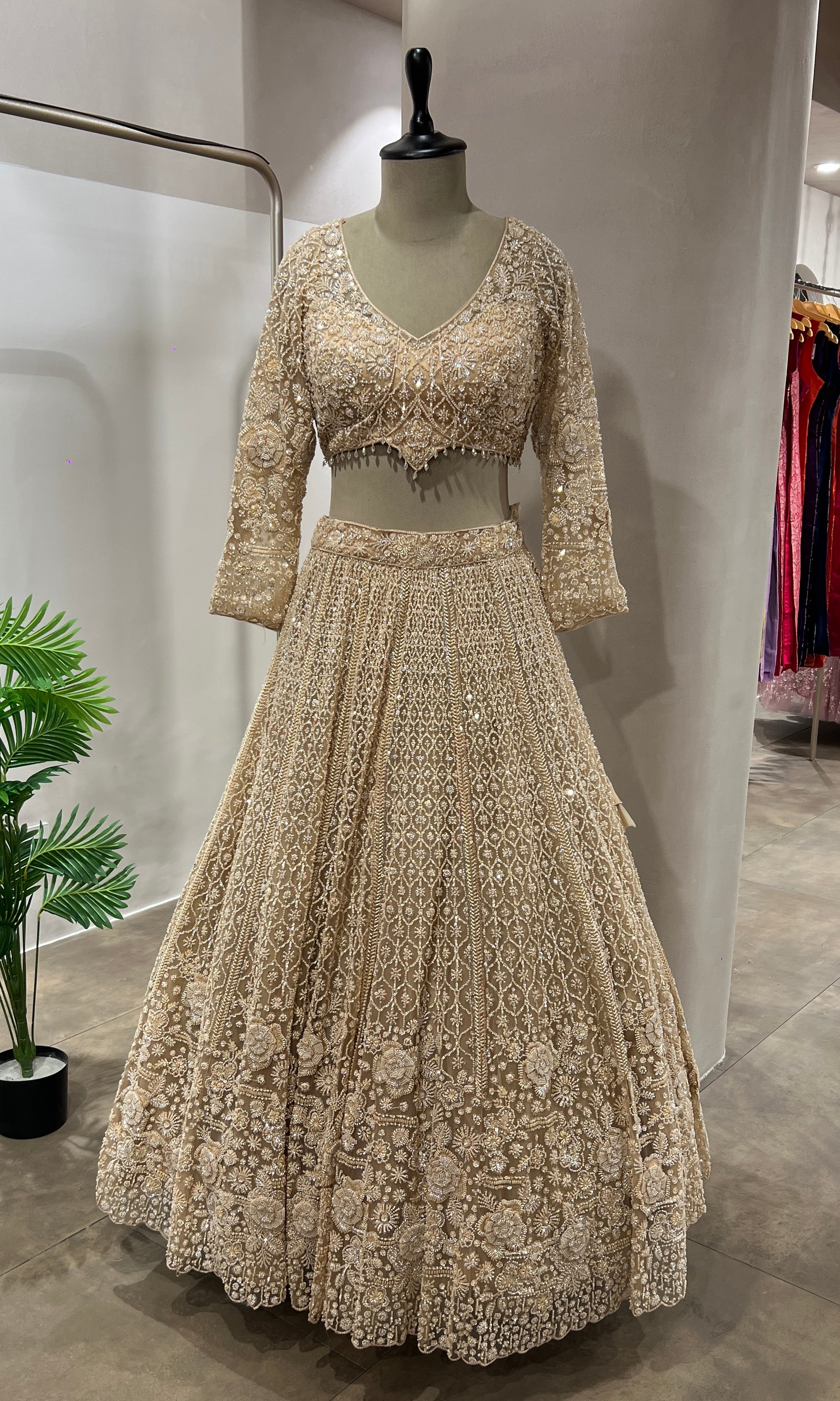 BEAGH FLORAL INTRICATE EMBROIDERY LEHENGA
