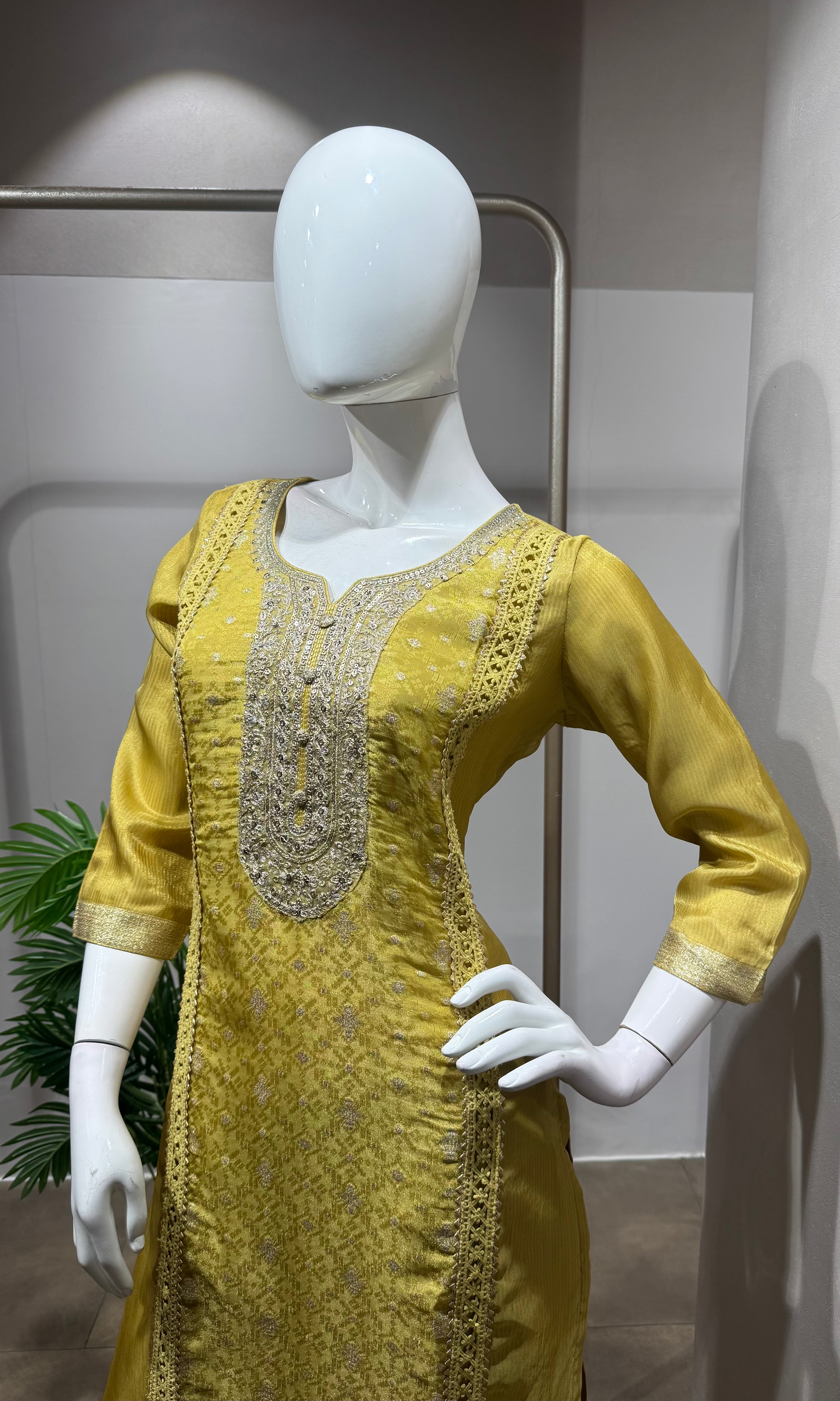 Mehandi green ethnic kurta set