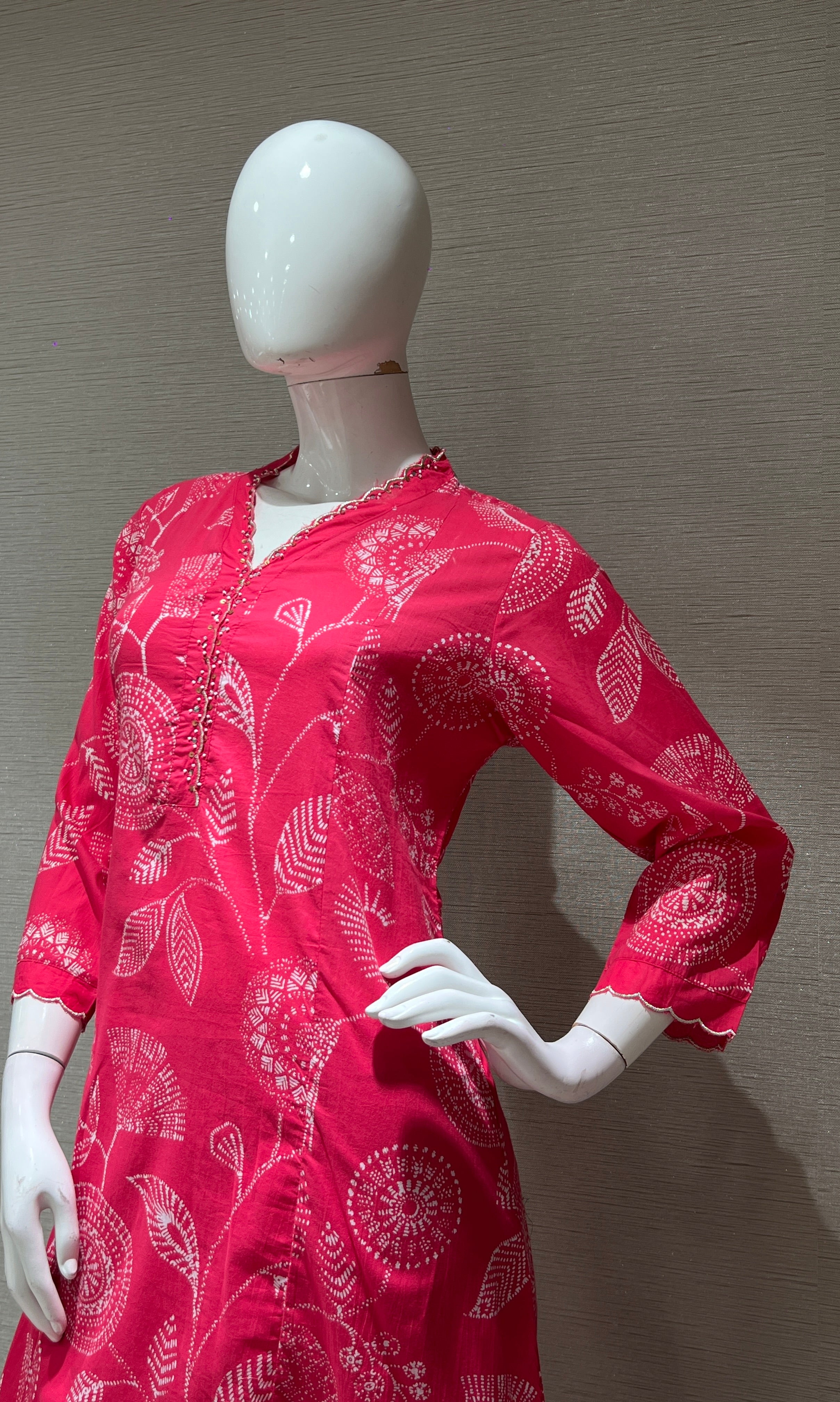 Pink FLORAL PRINT KURTI SET
